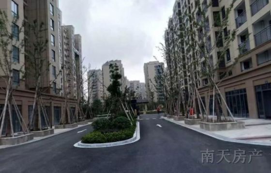万隆花苑