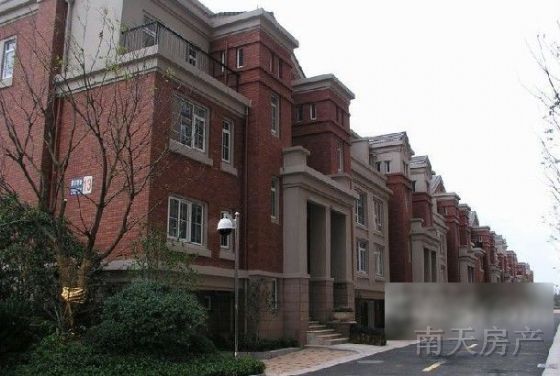 雅戈尔都市华庭(一期)