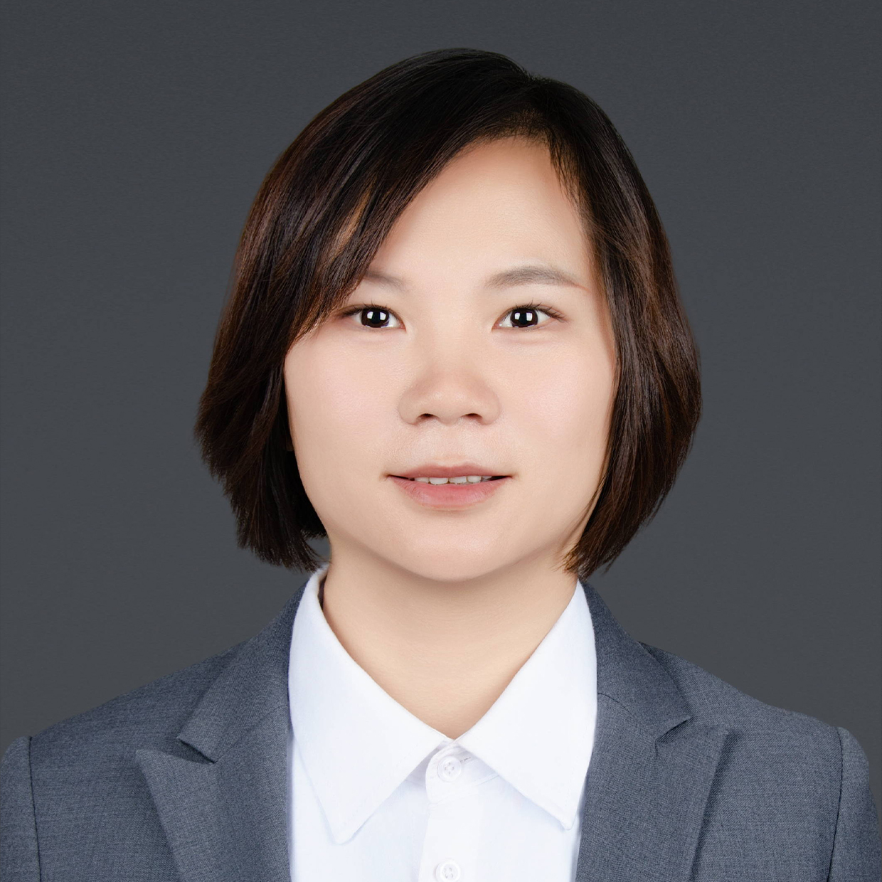 吕新华