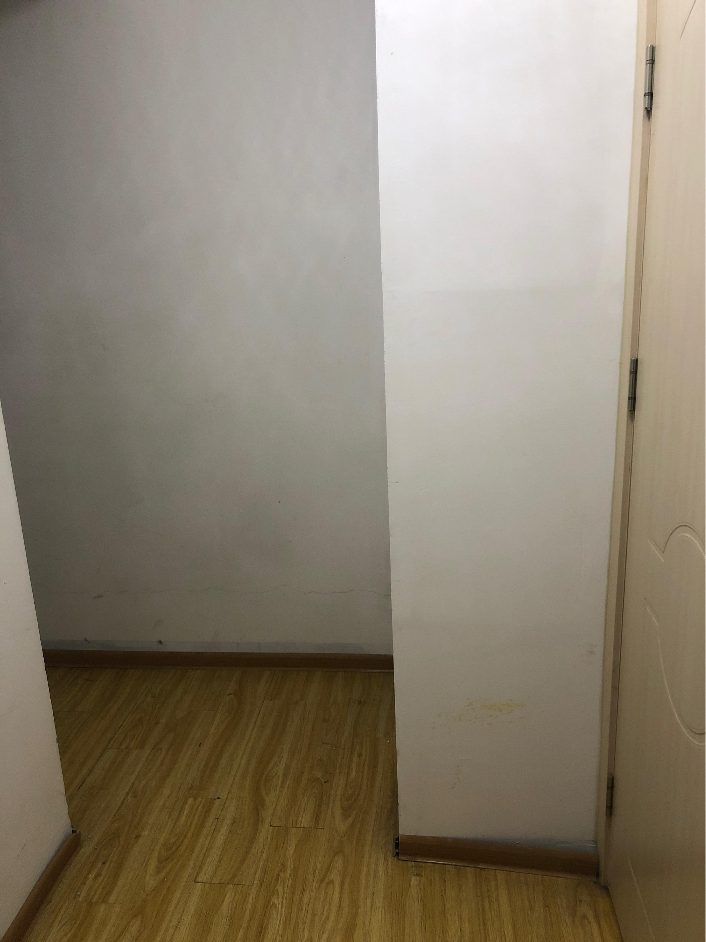 官扎营新区