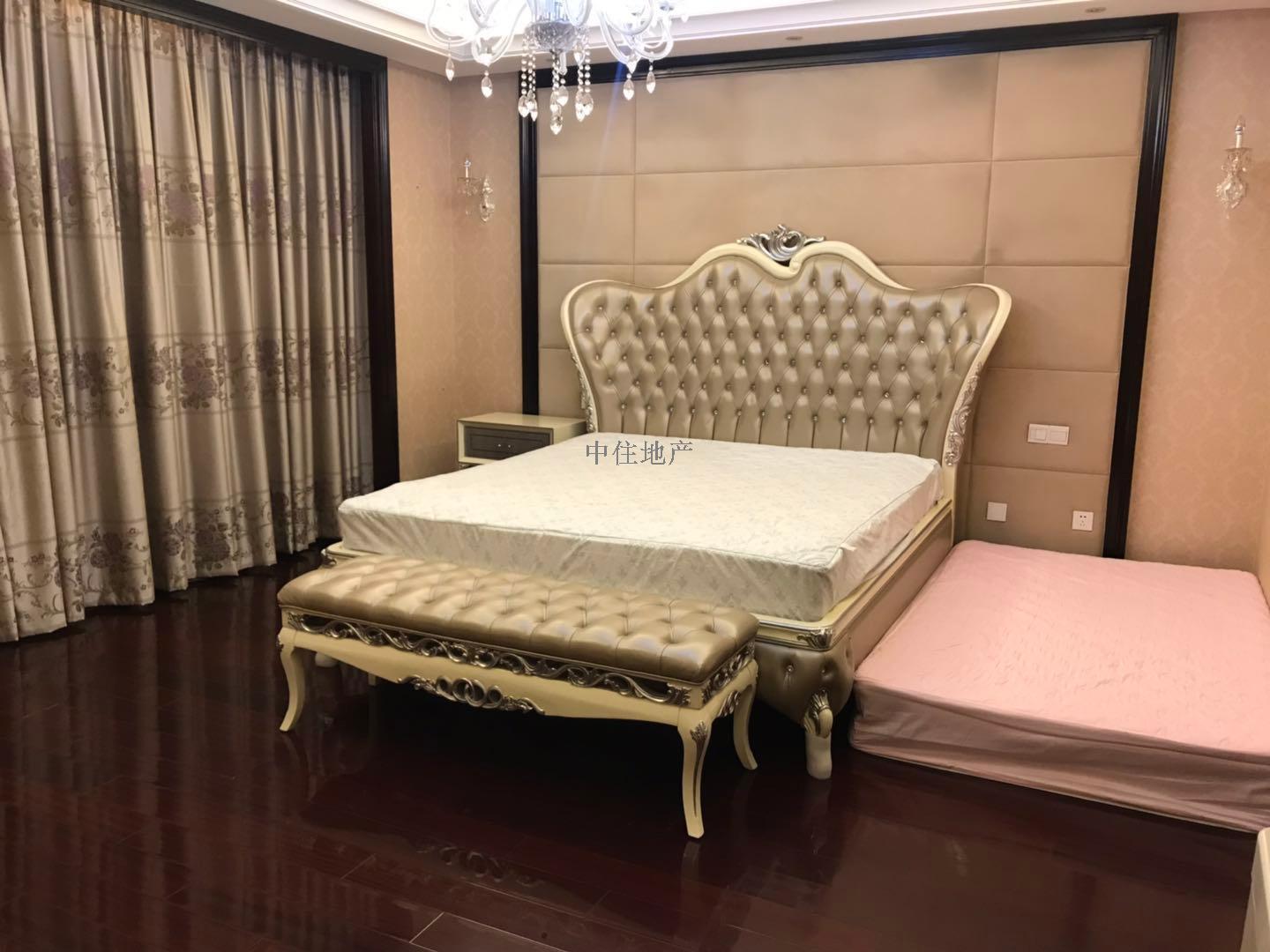 万达华景苑