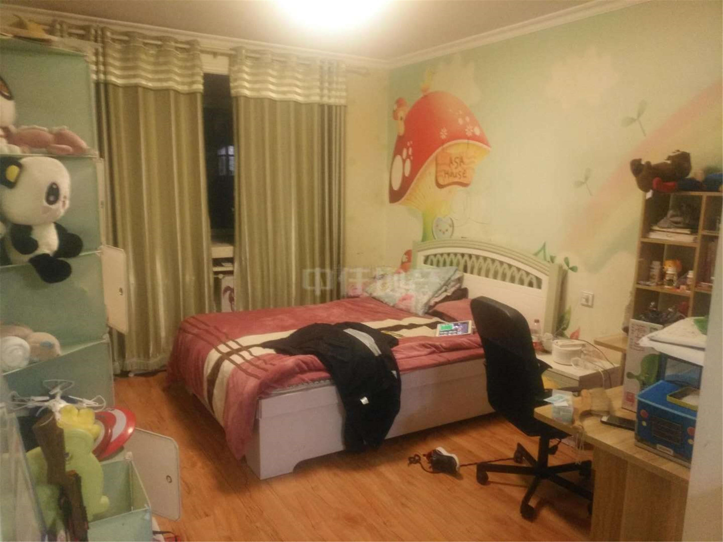 卢浮公馆