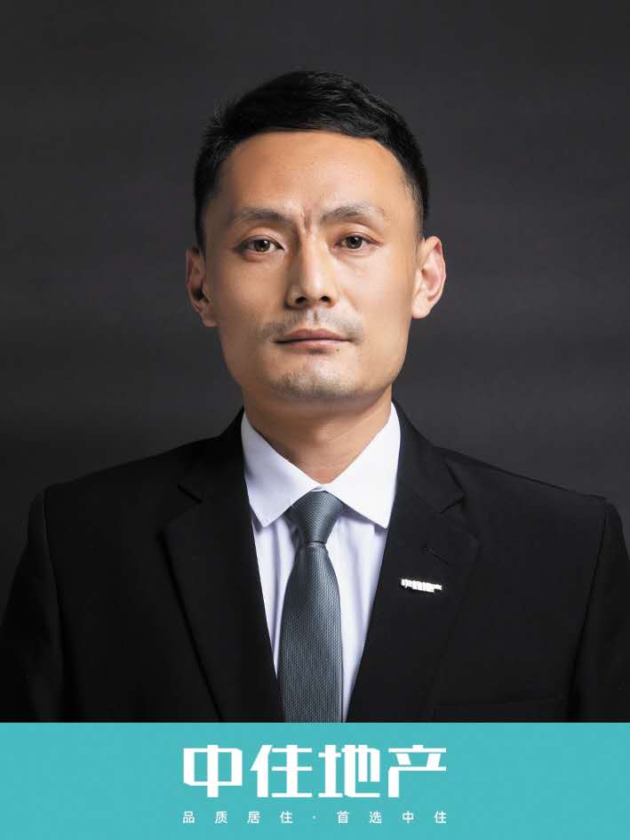 薛明