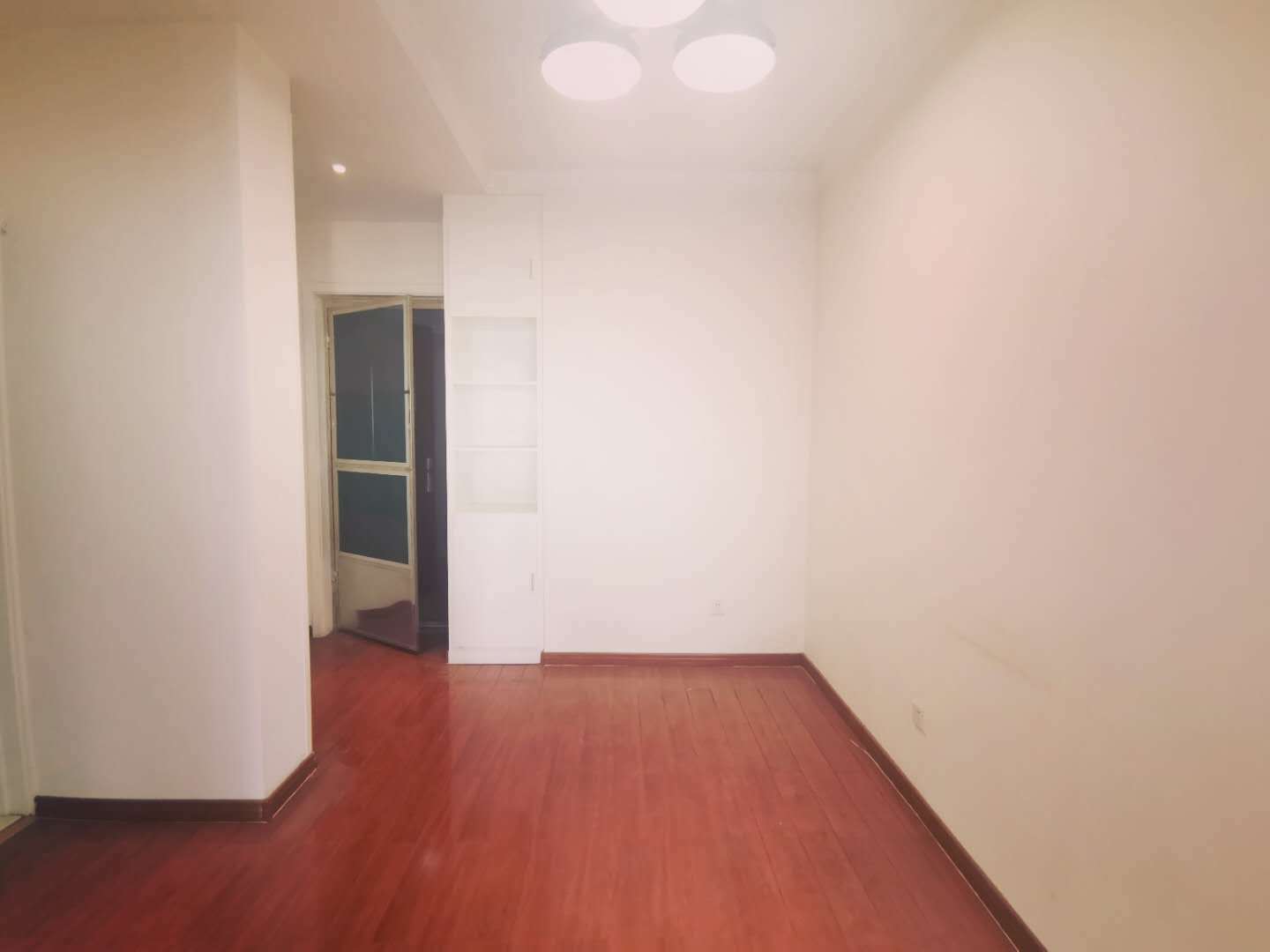 绿地新里卢浮公馆