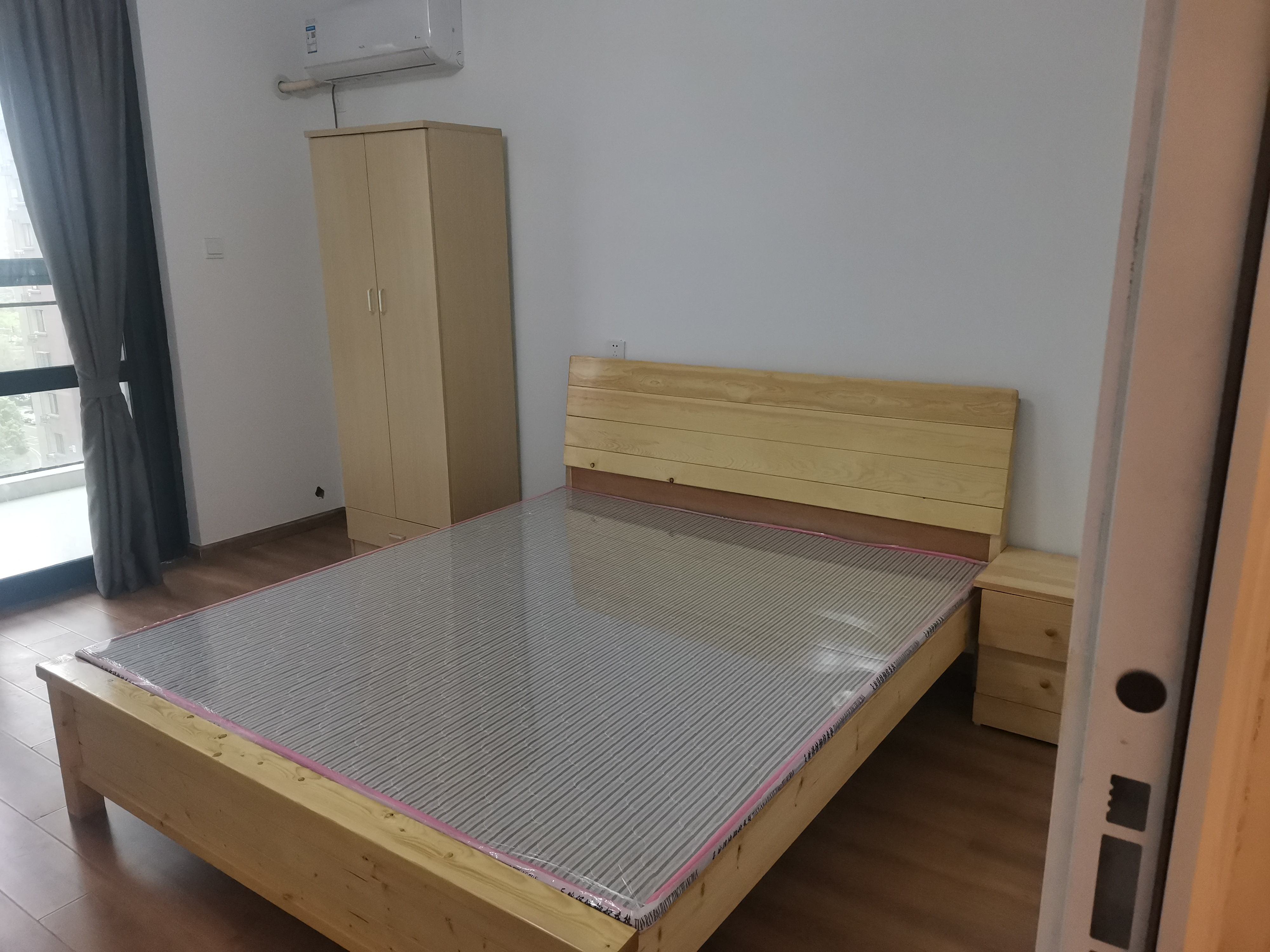 长丰景苑2室1厅1卫78.0平方2700元/月