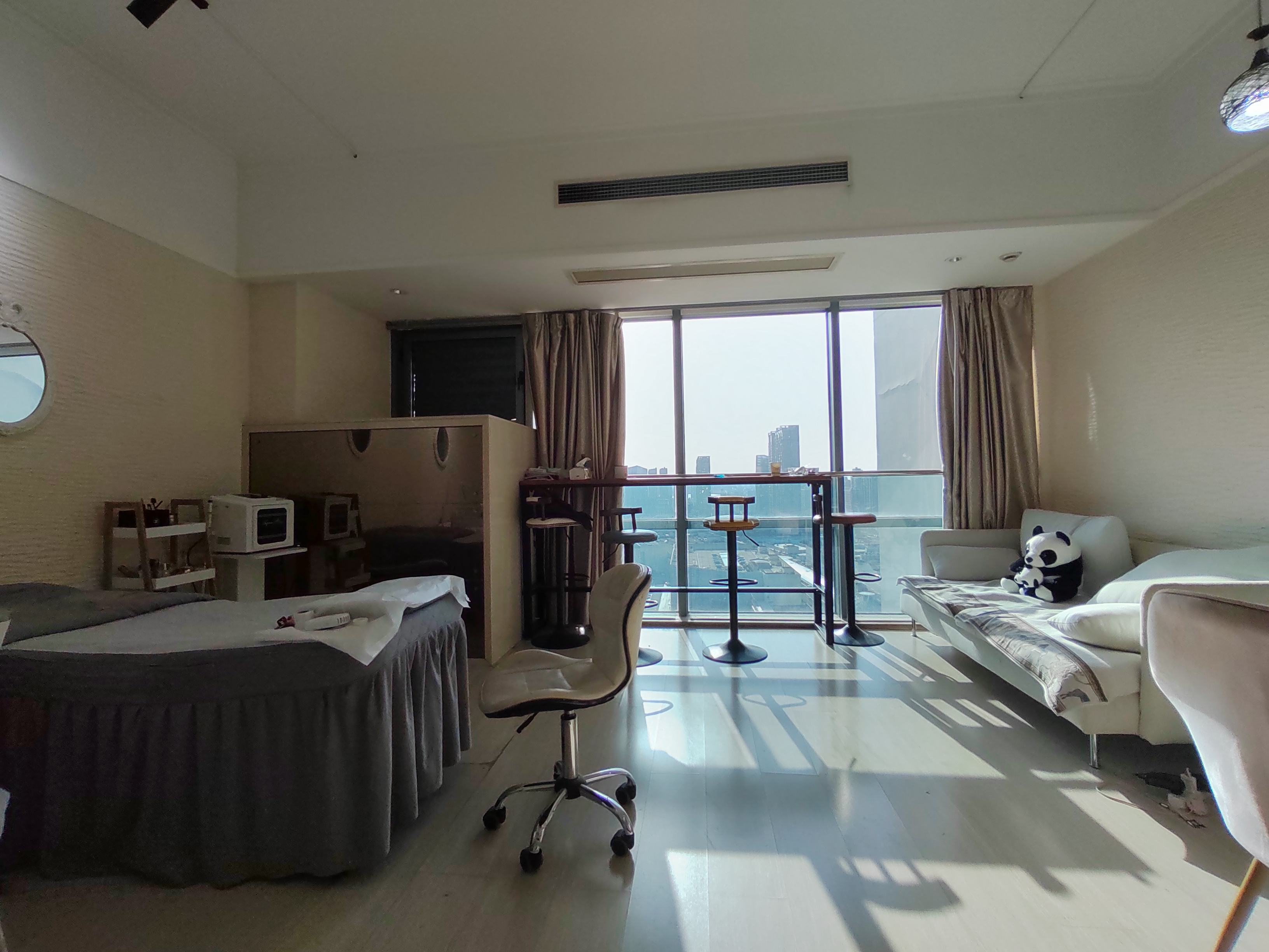 48克拉 1室1厅1卫63.0㎡