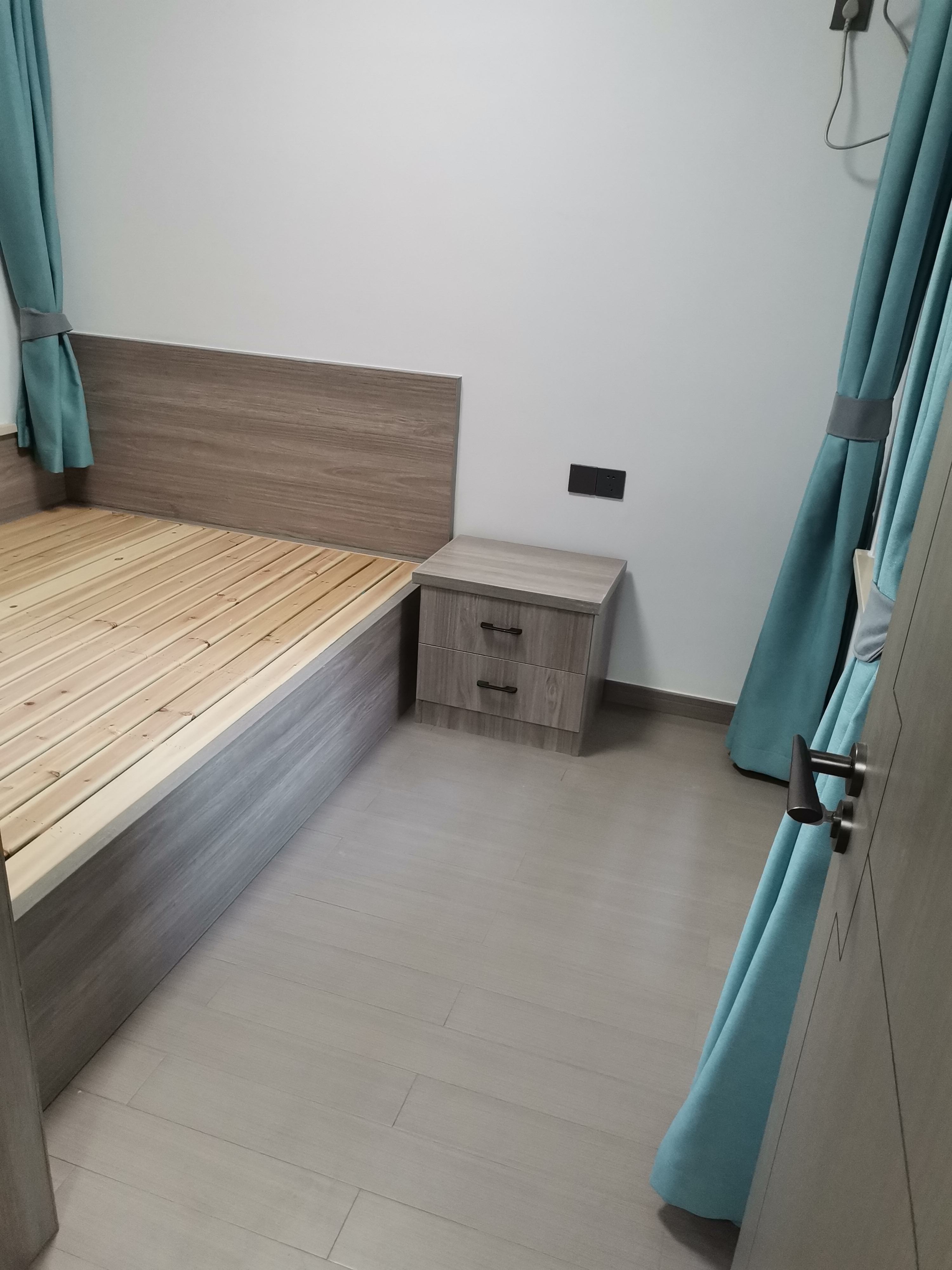 新韵花苑 2室1厅1卫72.0㎡3600元/月