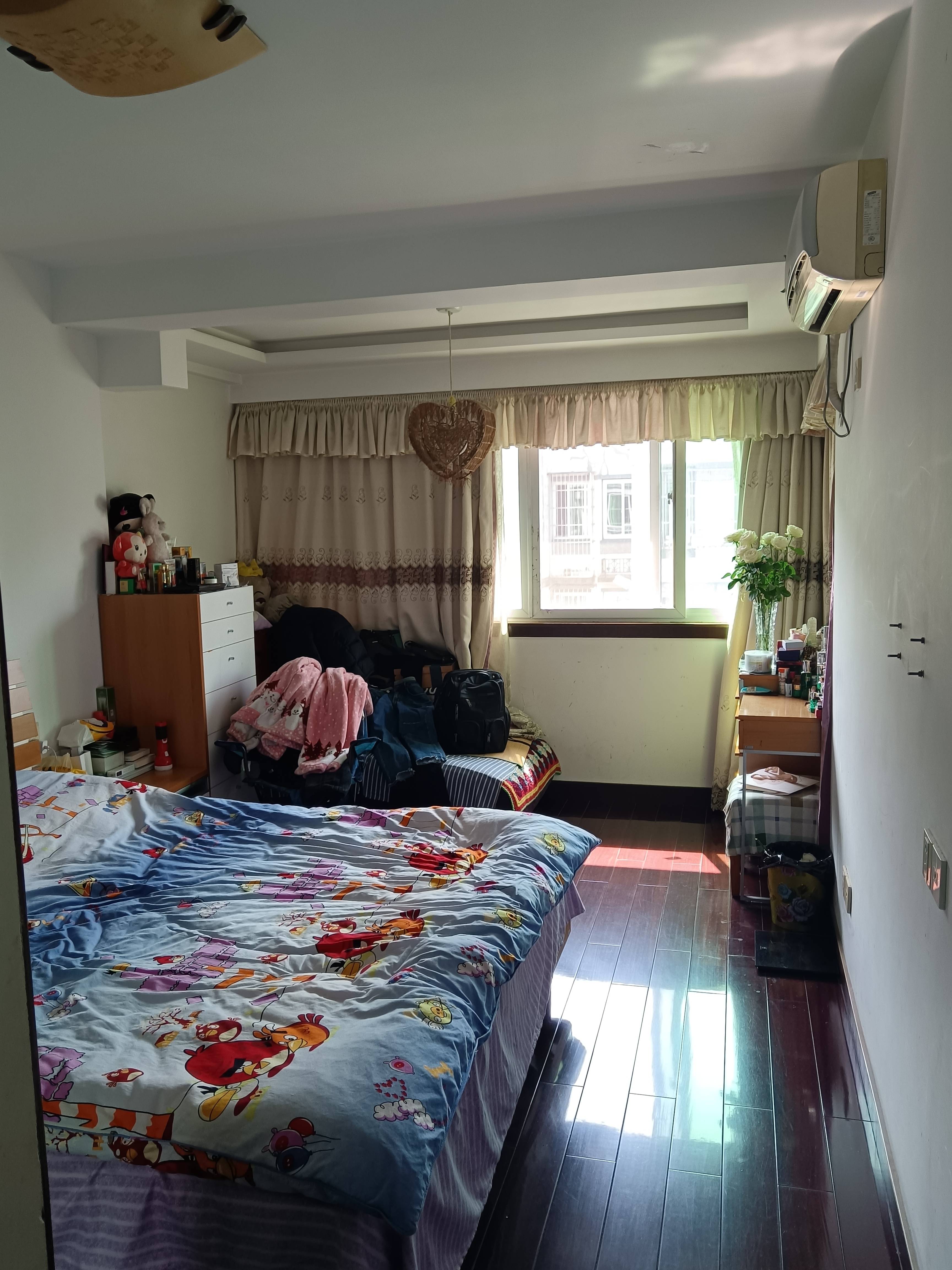广厦怡庭南区 3室2厅2卫114.0㎡