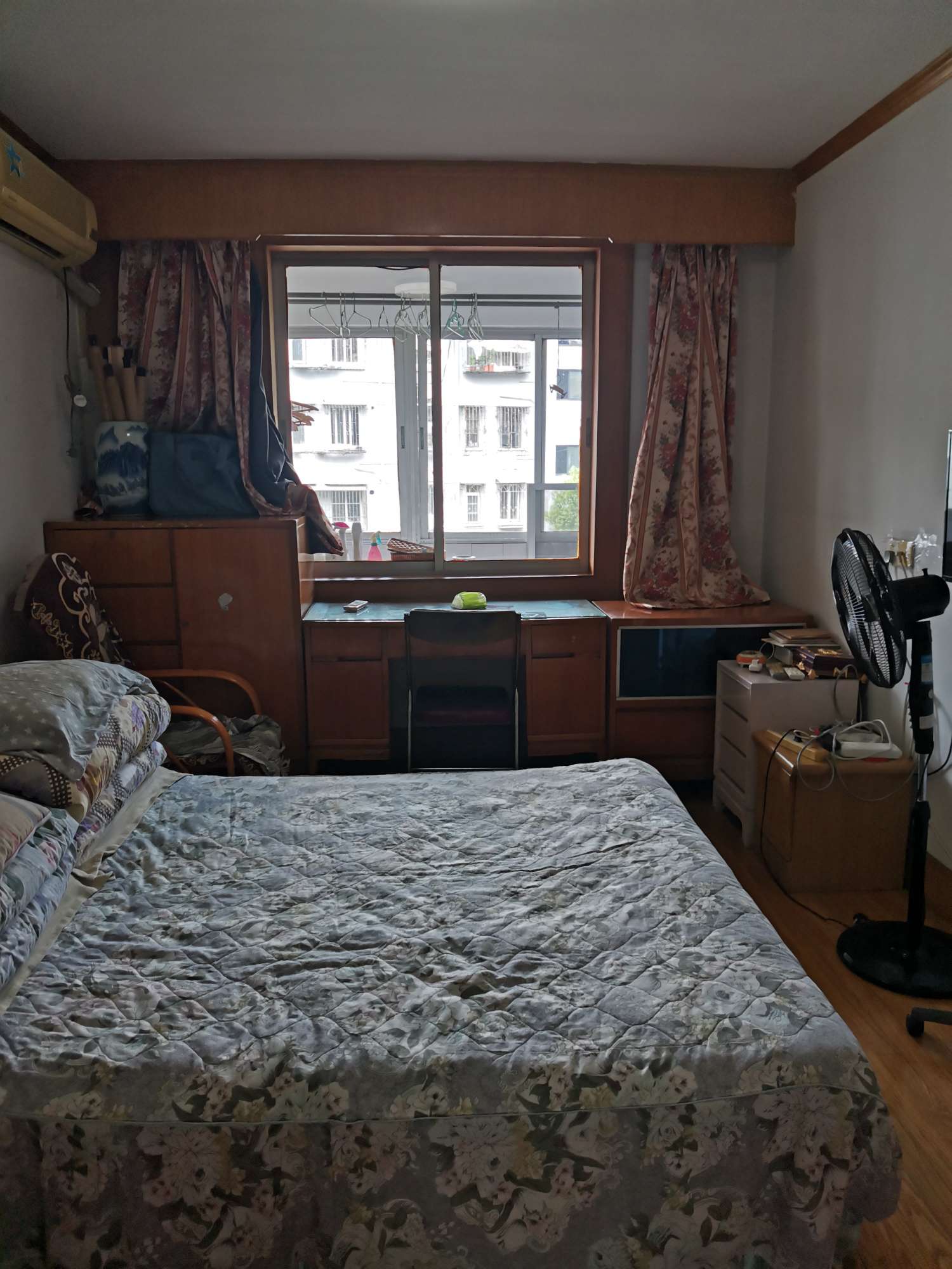 孝闻花园 4室2厅2卫123.8㎡