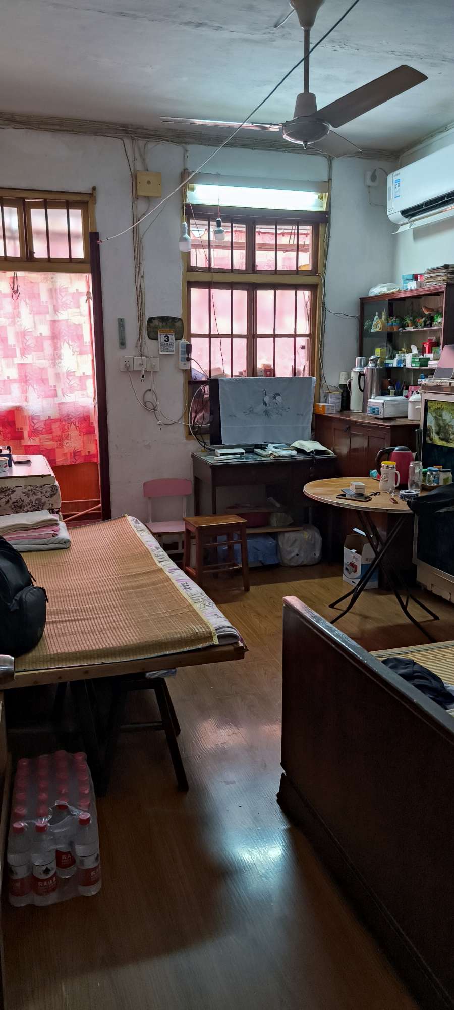 车站社区 3室1厅1卫70.859999999999999㎡