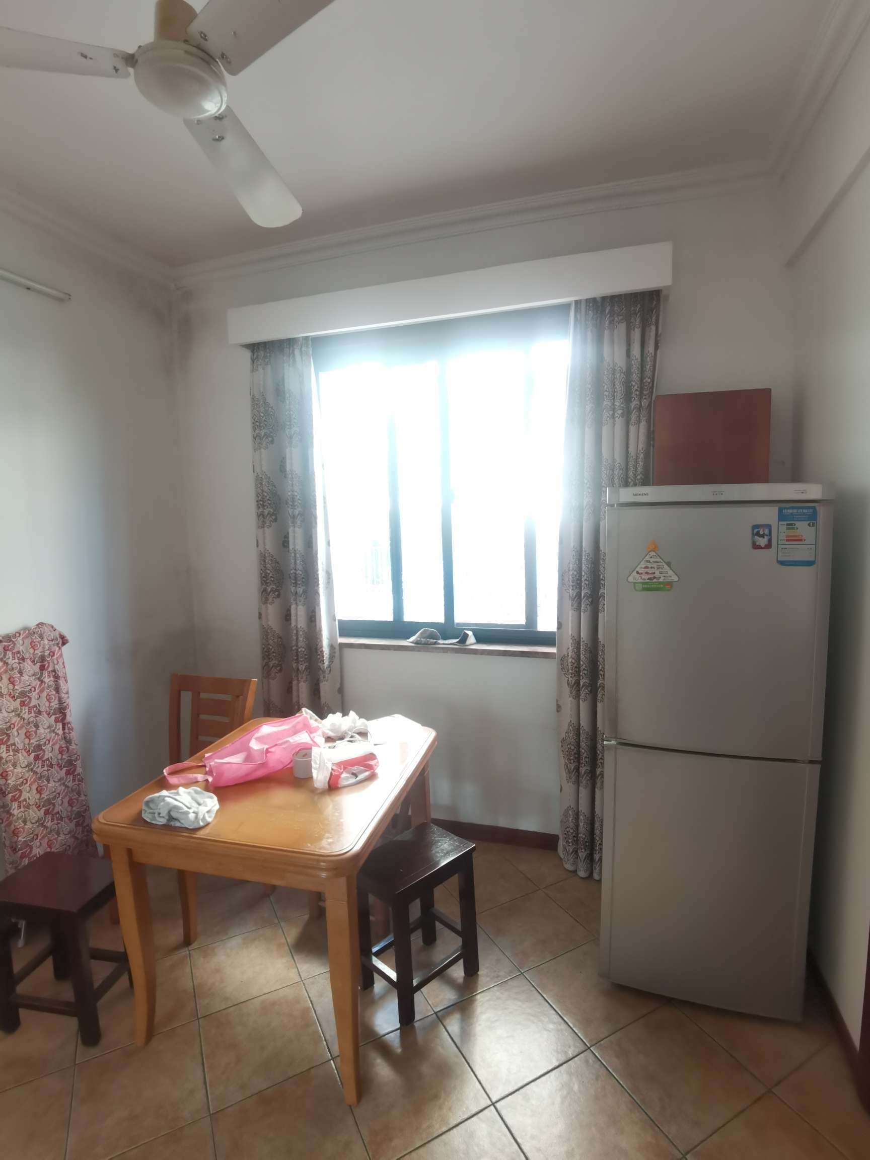 新芝社区 2室1厅1卫55.390000000000001㎡2000元/月