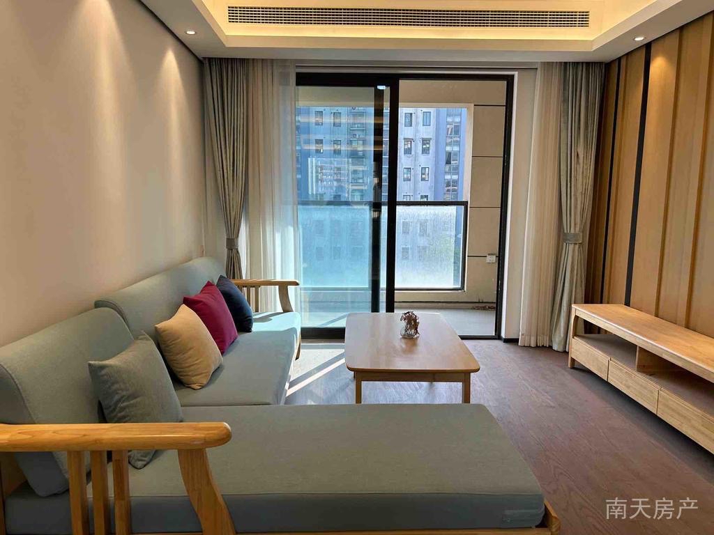 东部新城万象府 4室2厅2卫123.47㎡