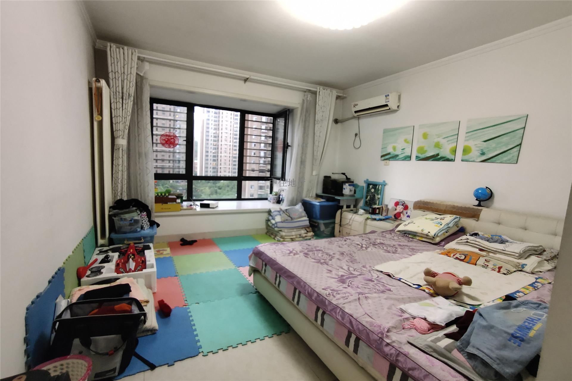 名士豪庭一区