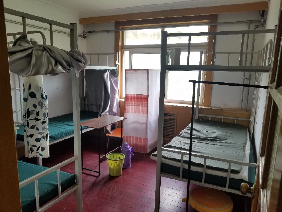 建国小经六路单位宿舍