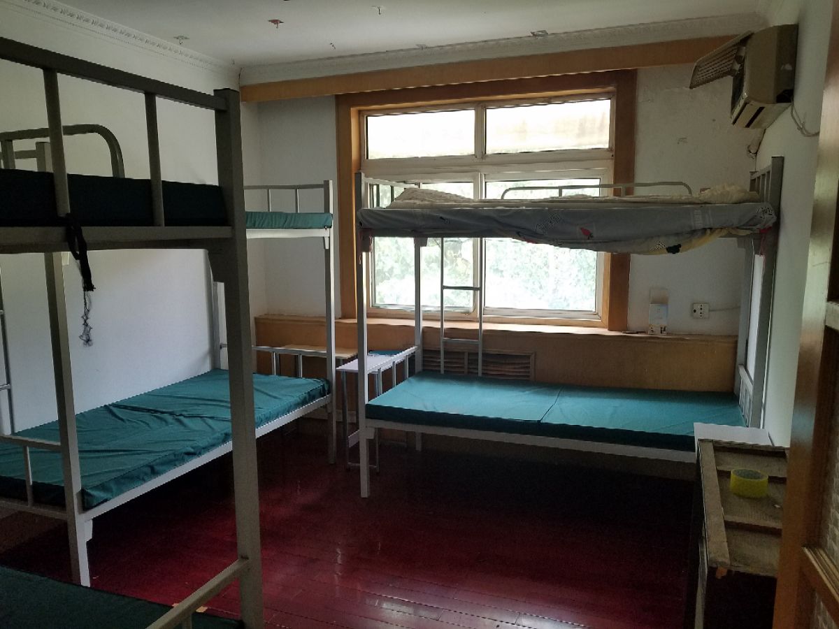 建国小经六路单位宿舍