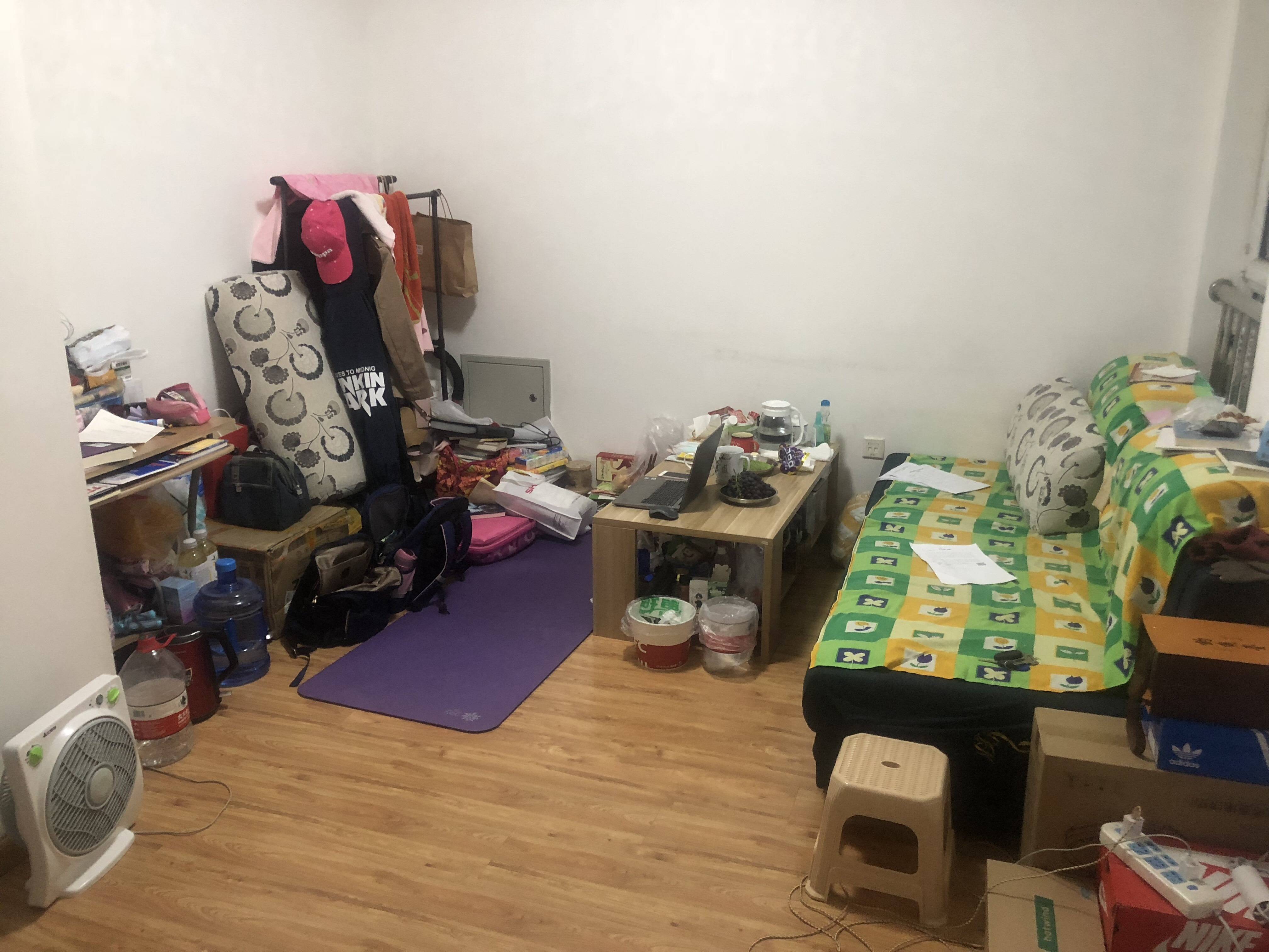  银丰唐郡紫薇园 南北