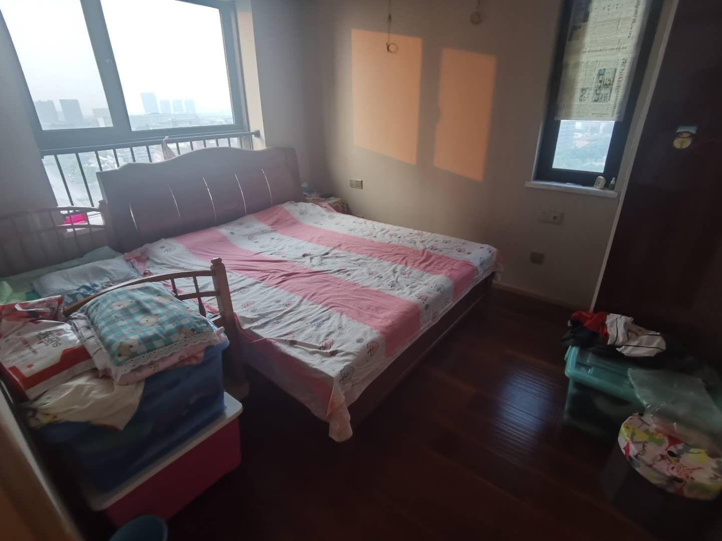 万科海晏门