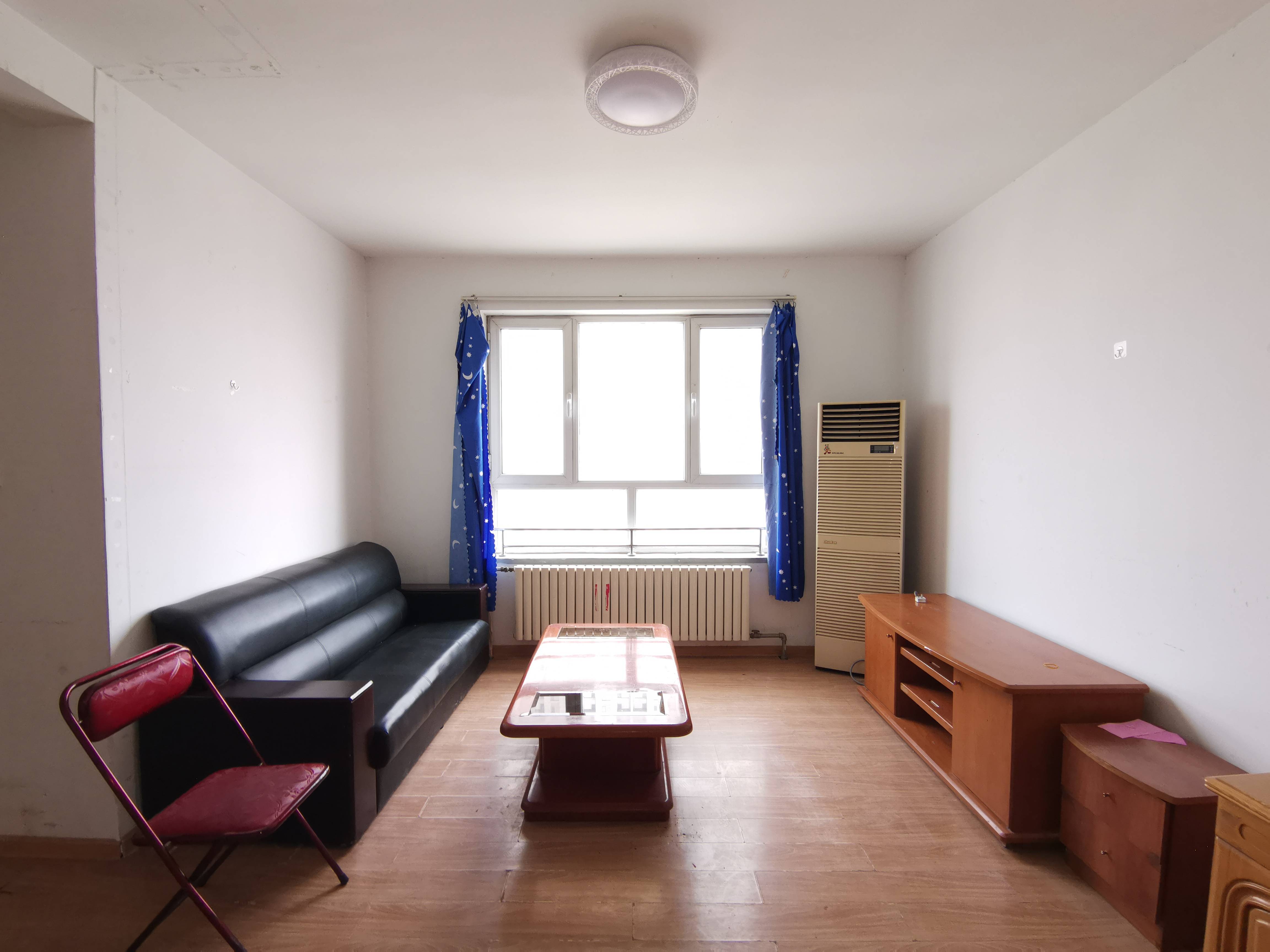  泉景天沅鸿园 南北