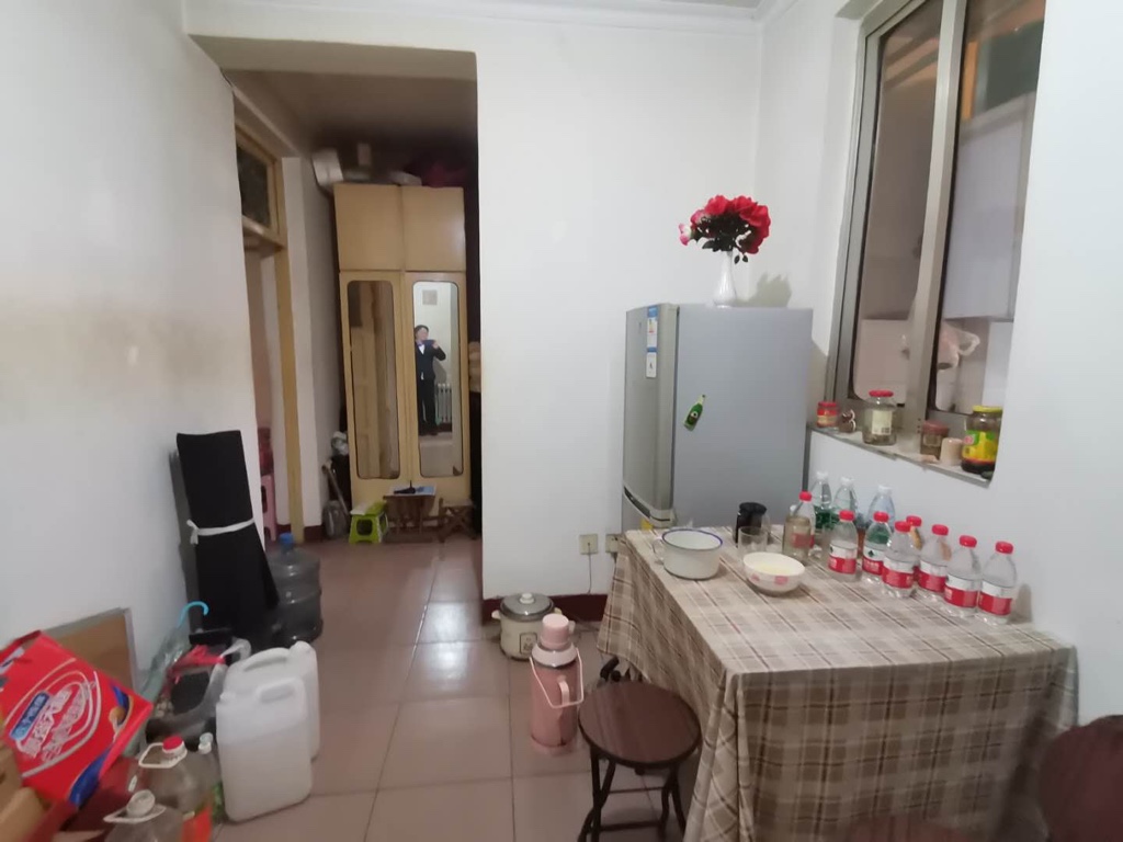  英雄山路50号 南北