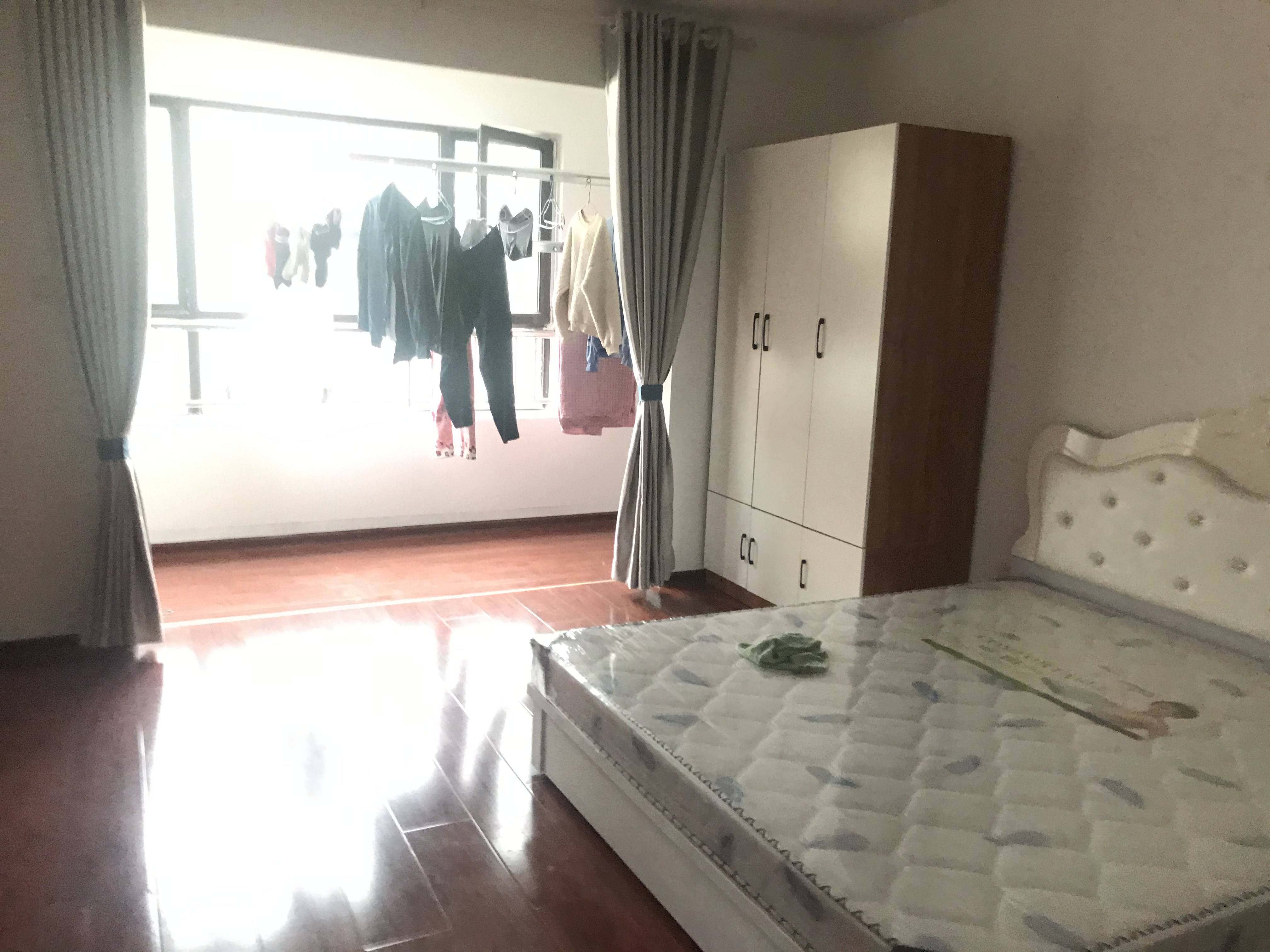 银丰唐郡荷花园