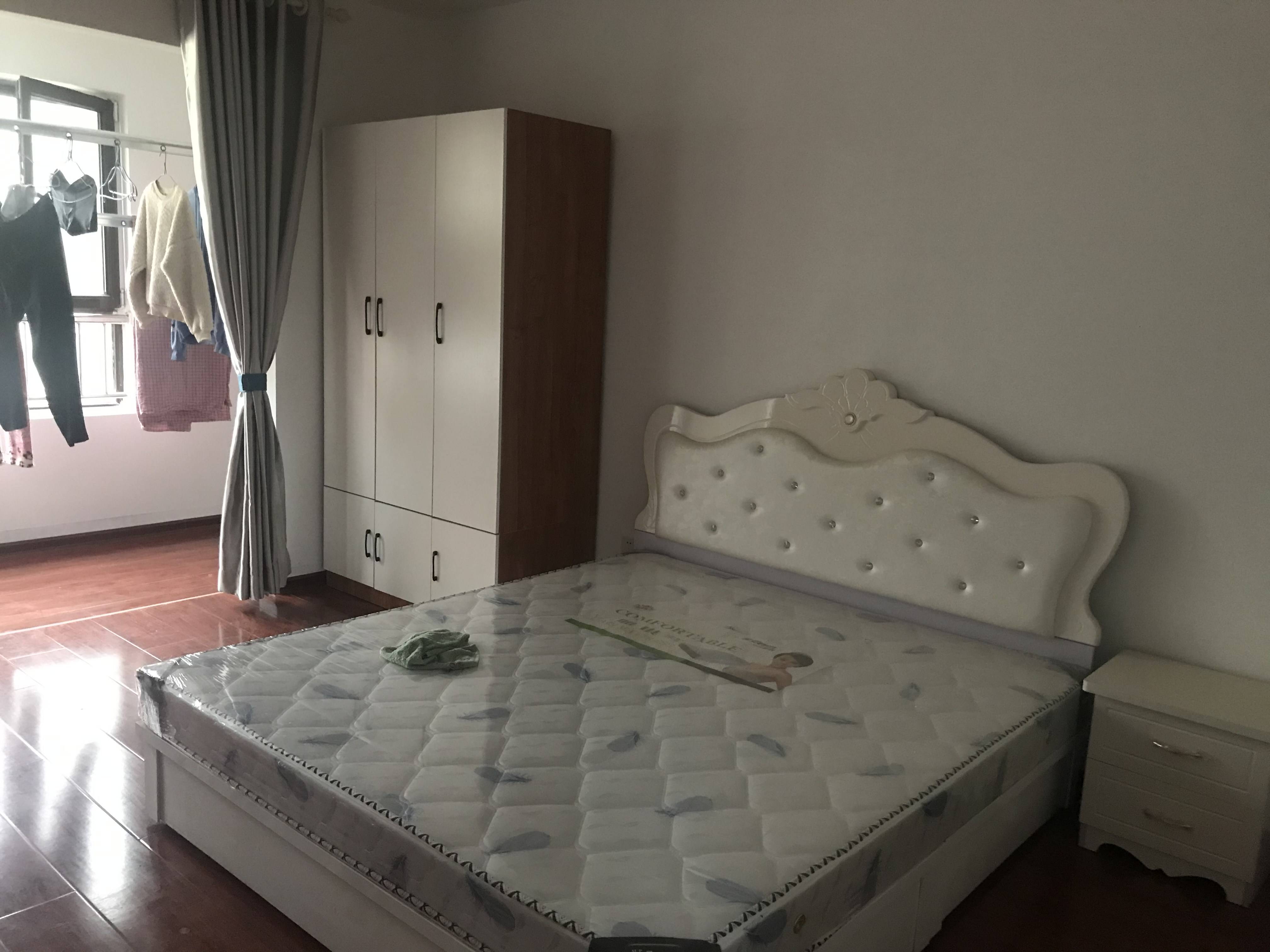 银丰唐郡荷花园