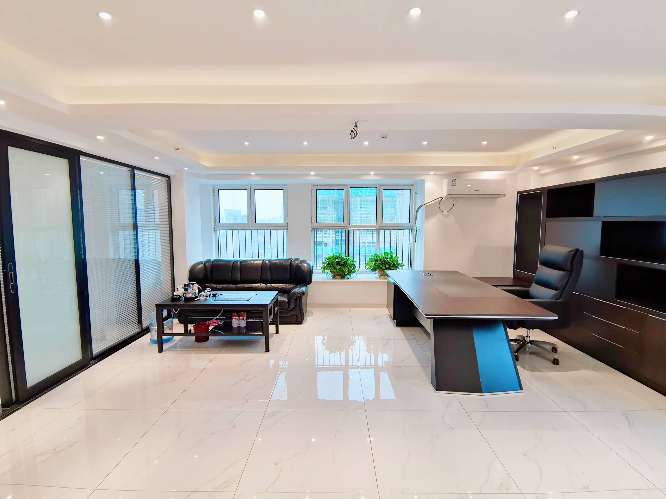  拉菲微公馆 南北