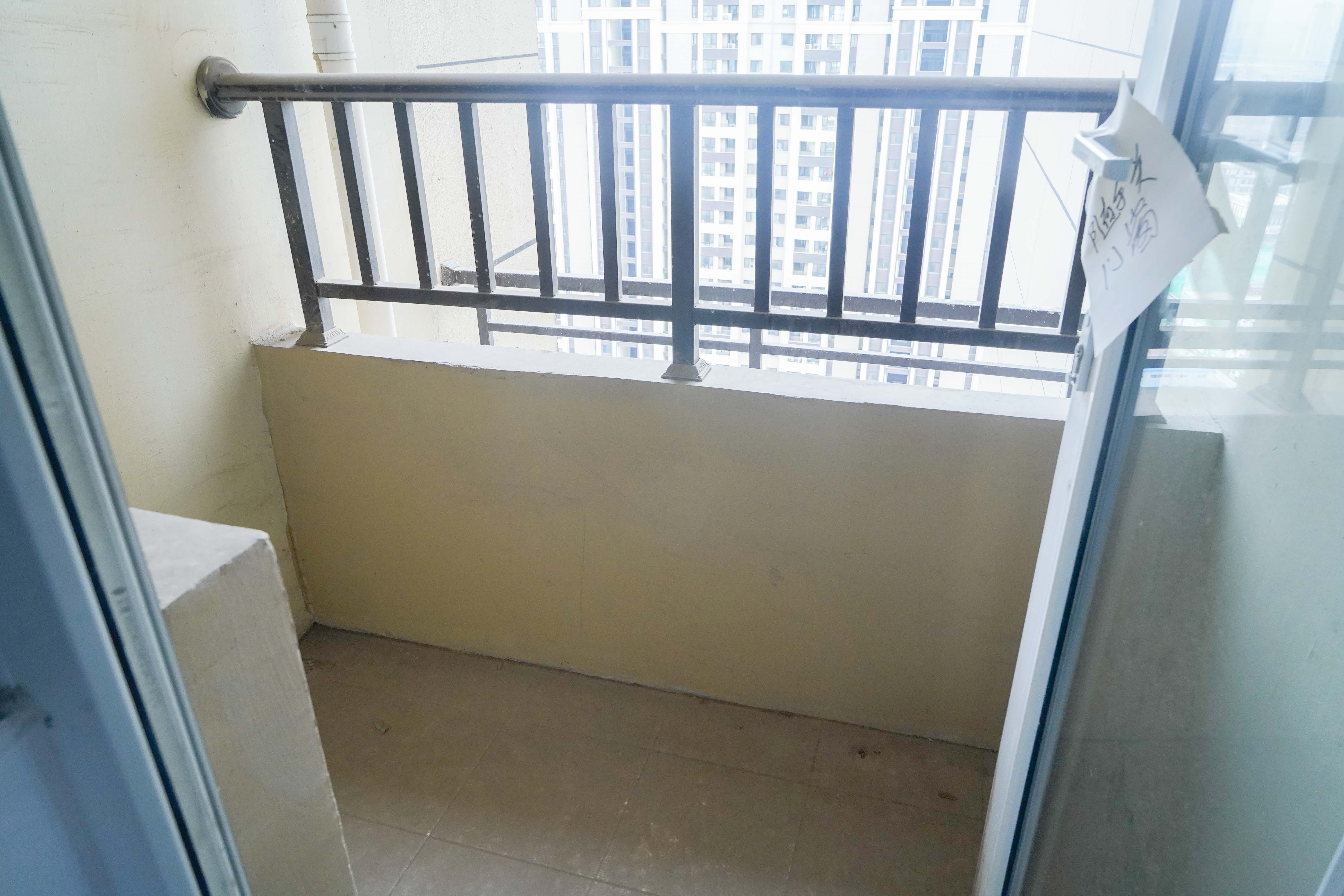 绿地新里香榭丽公馆