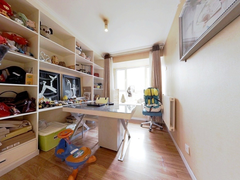 鲁能领秀城中央公园（十七、十八区）