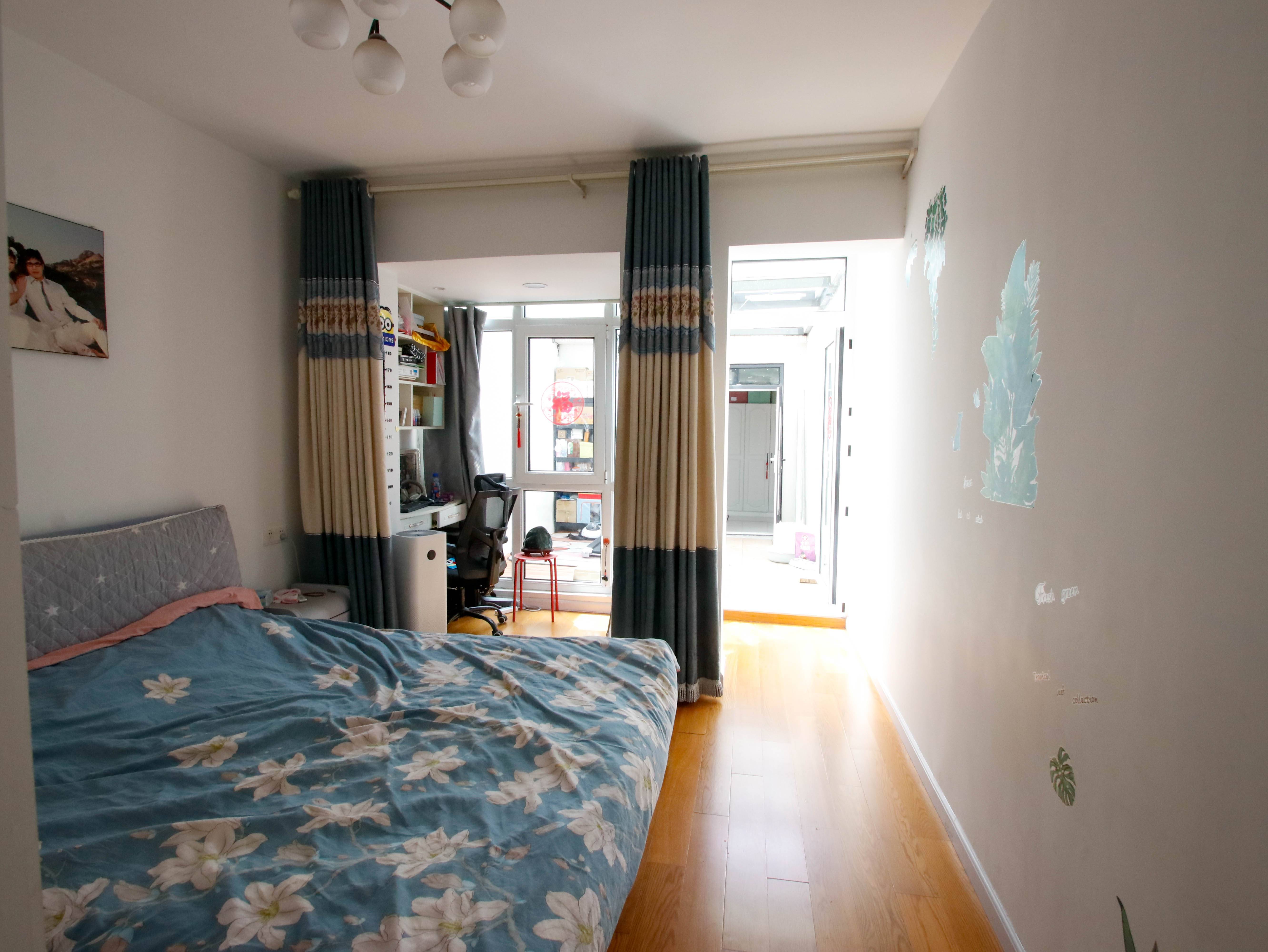 山师东路19号院