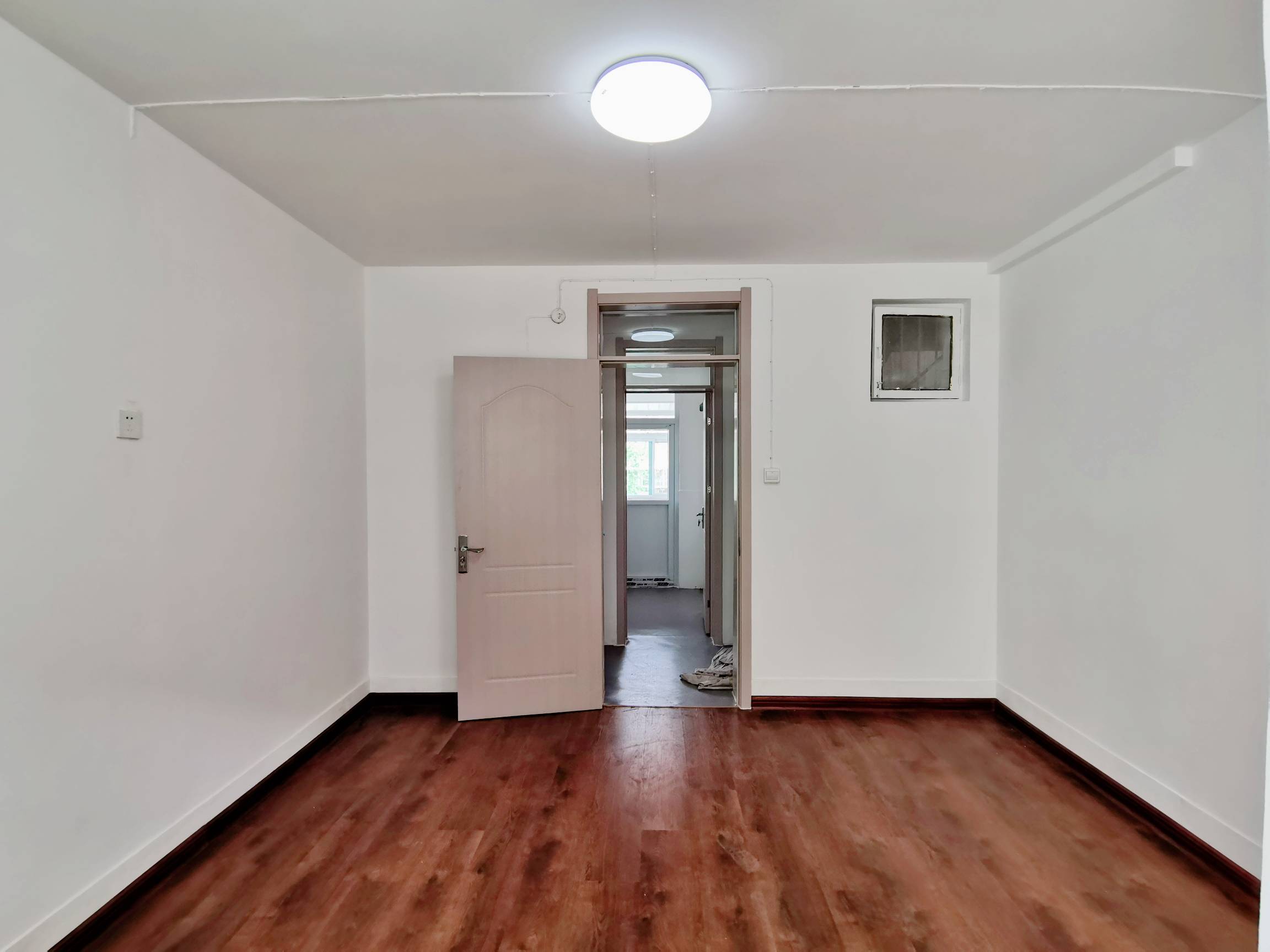  甸柳新村六区 南