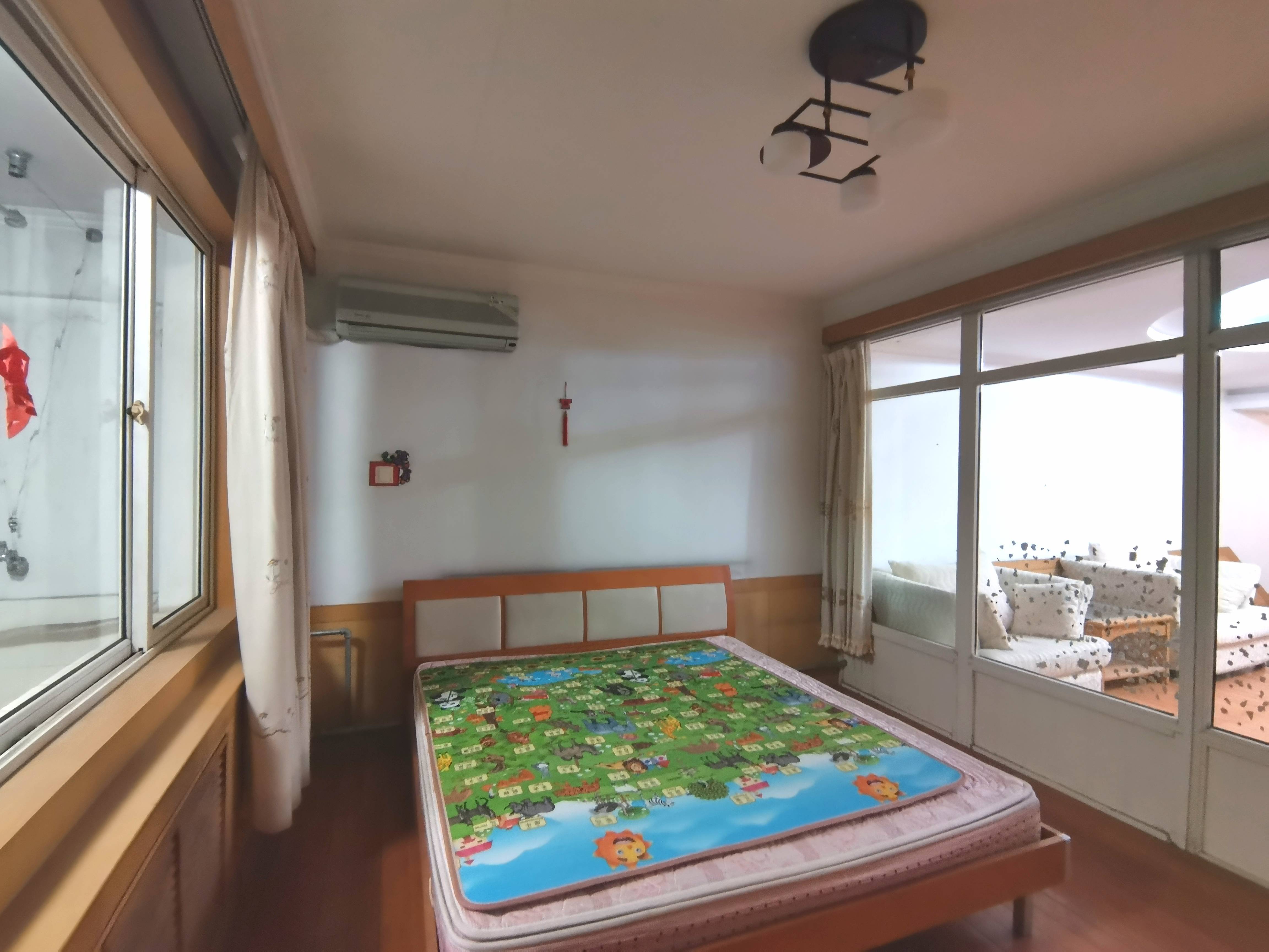 荣泰小区