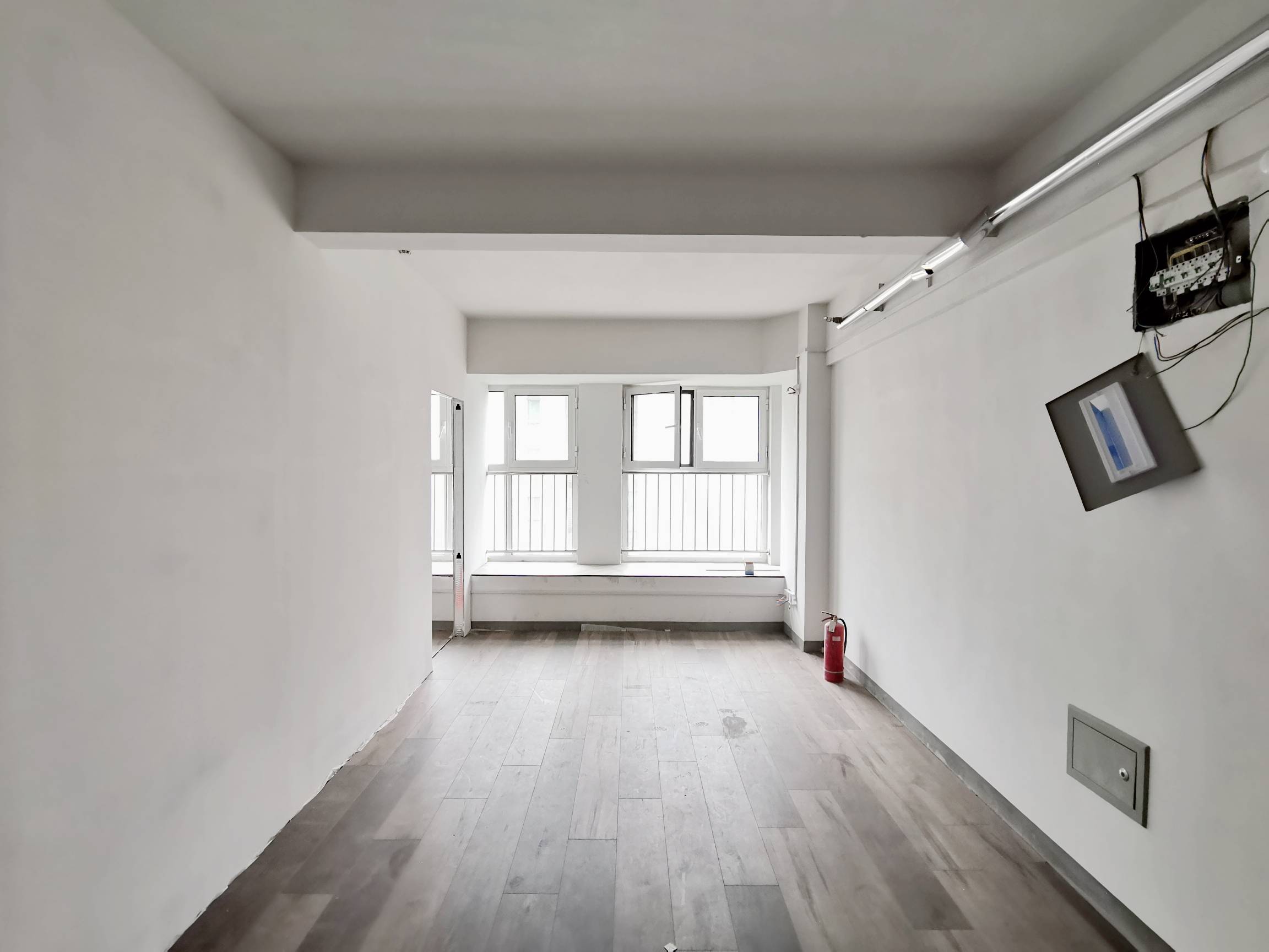  拉菲微公馆 南北