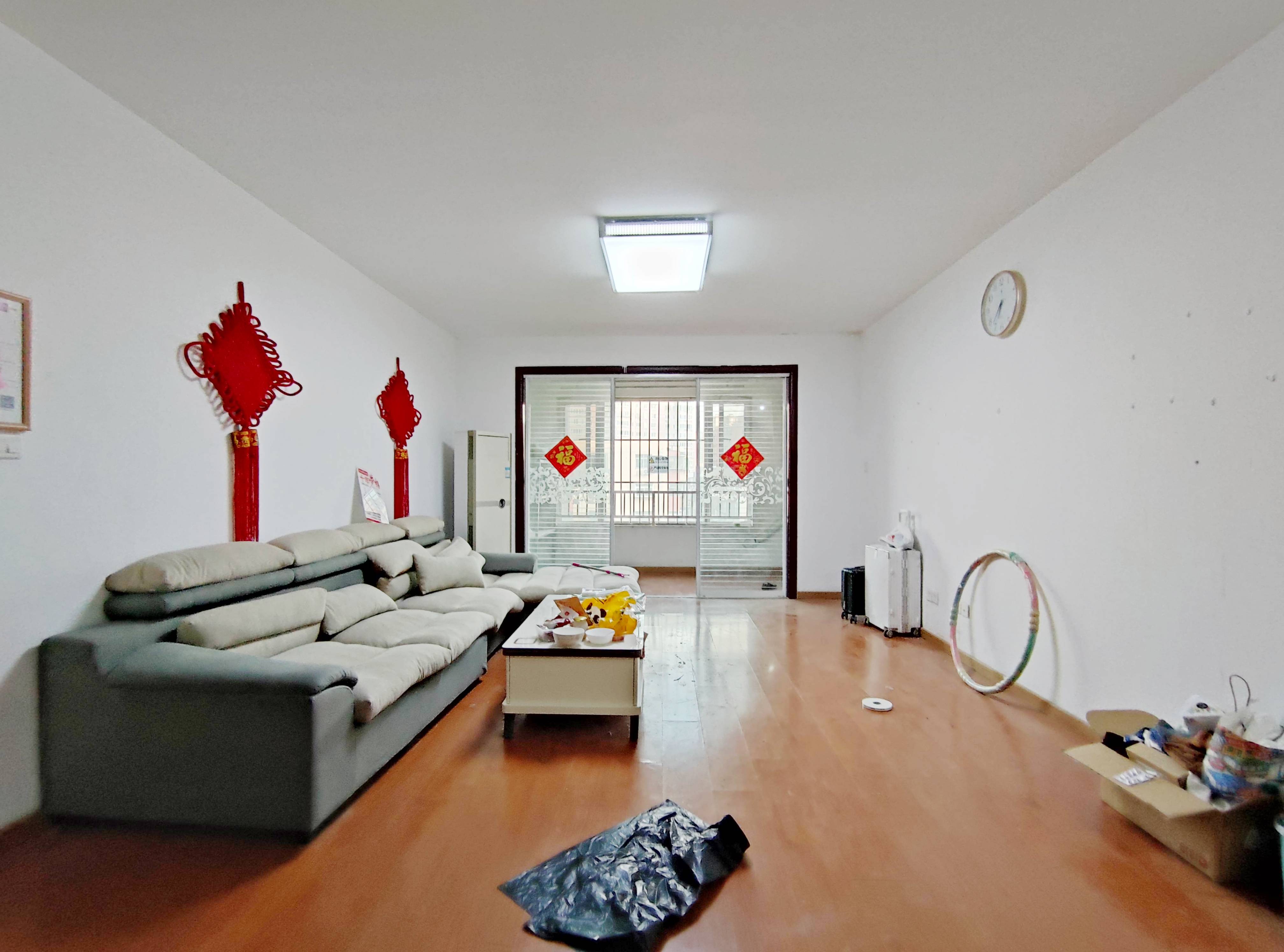 绿地新里卢浮公馆