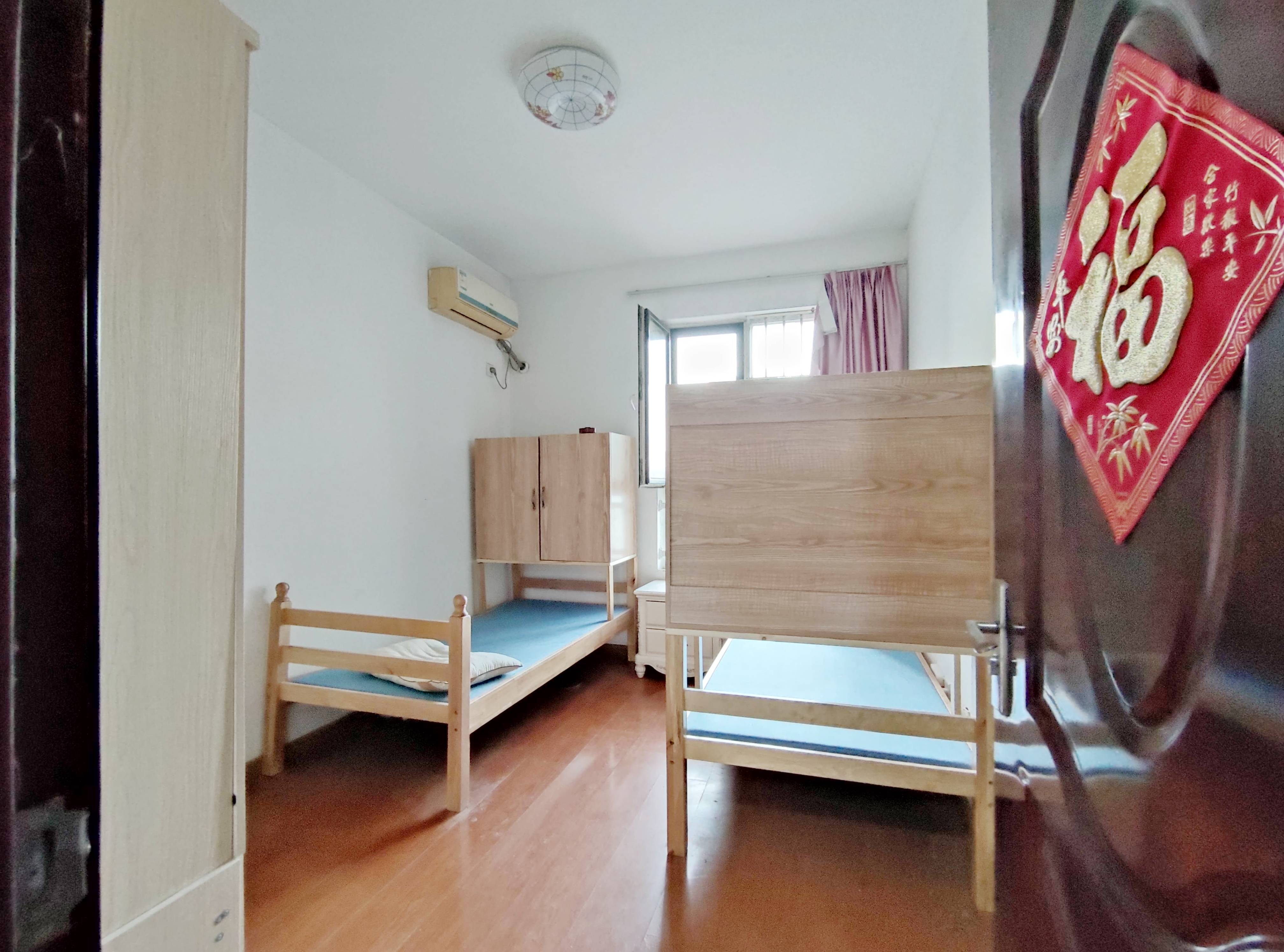 绿地新里卢浮公馆