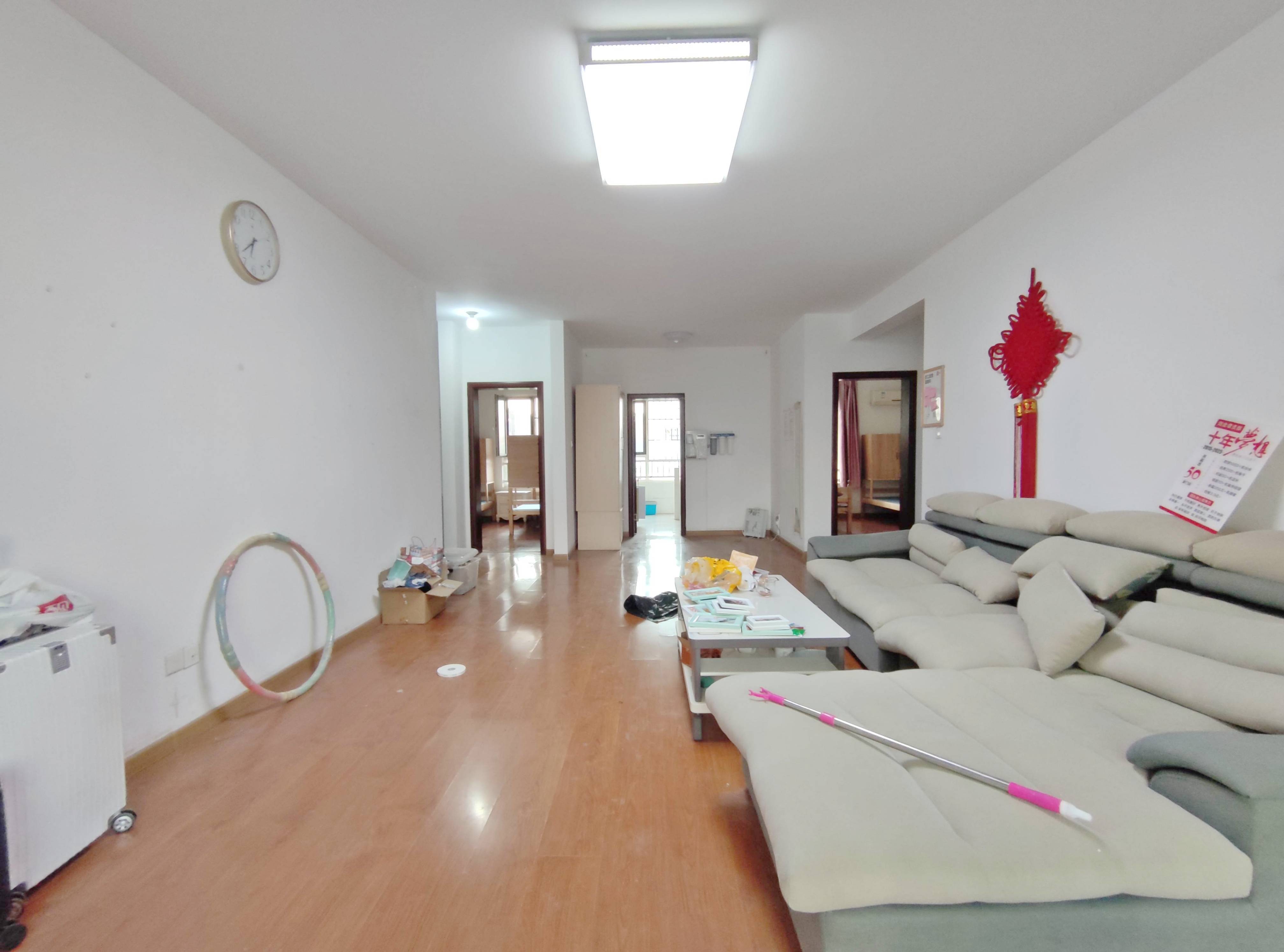 绿地新里卢浮公馆