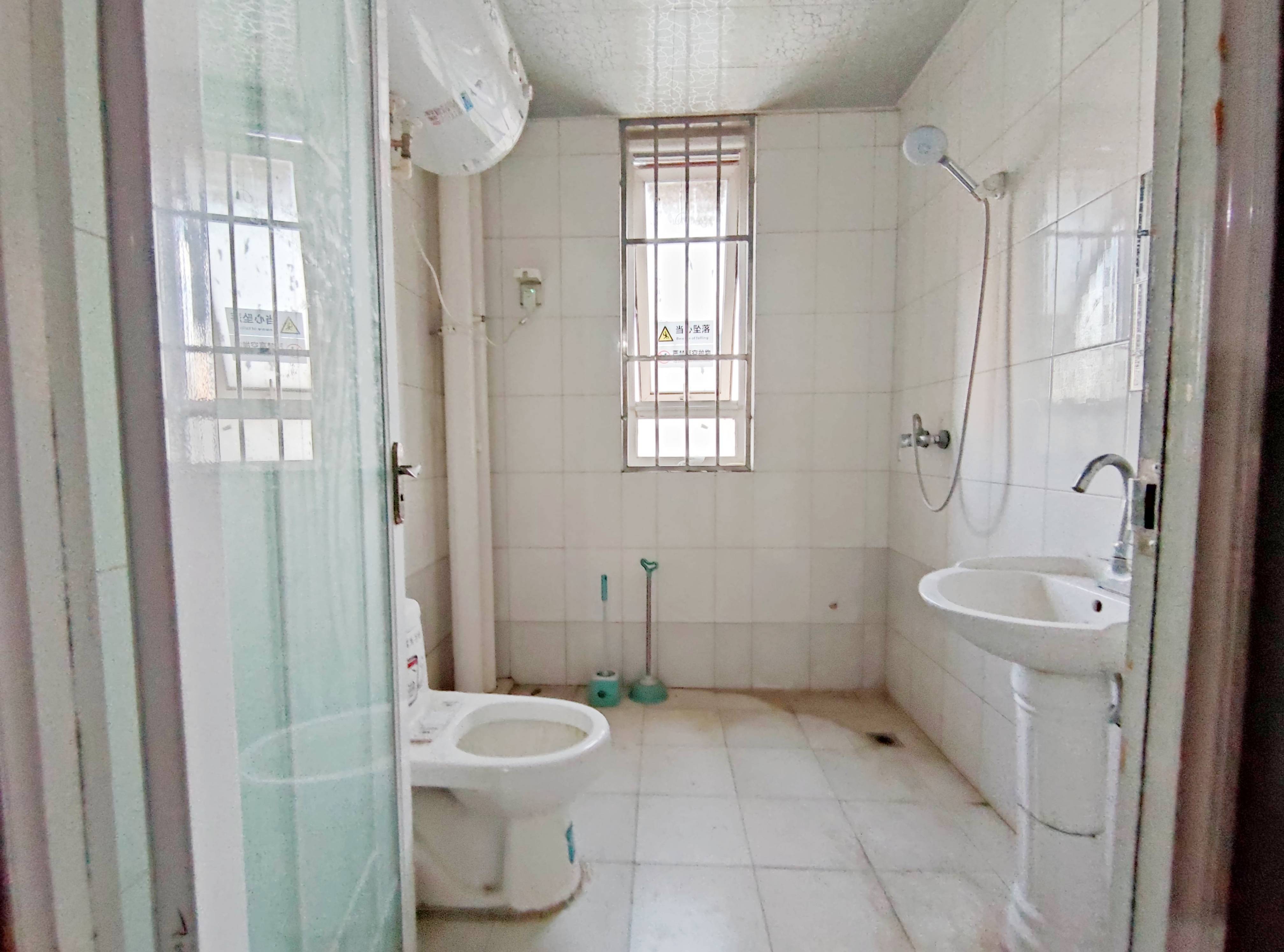 绿地新里卢浮公馆