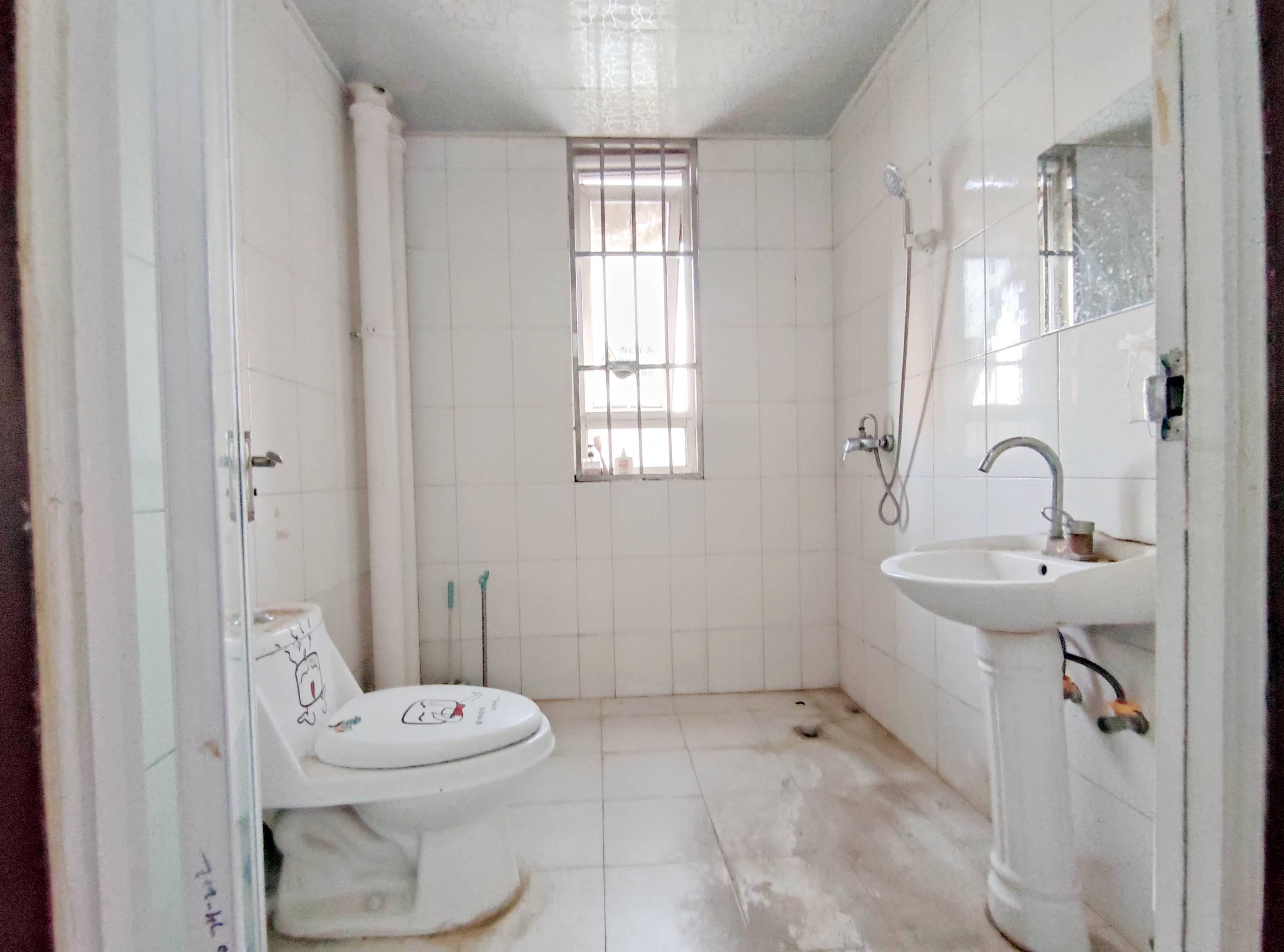 绿地新里卢浮公馆