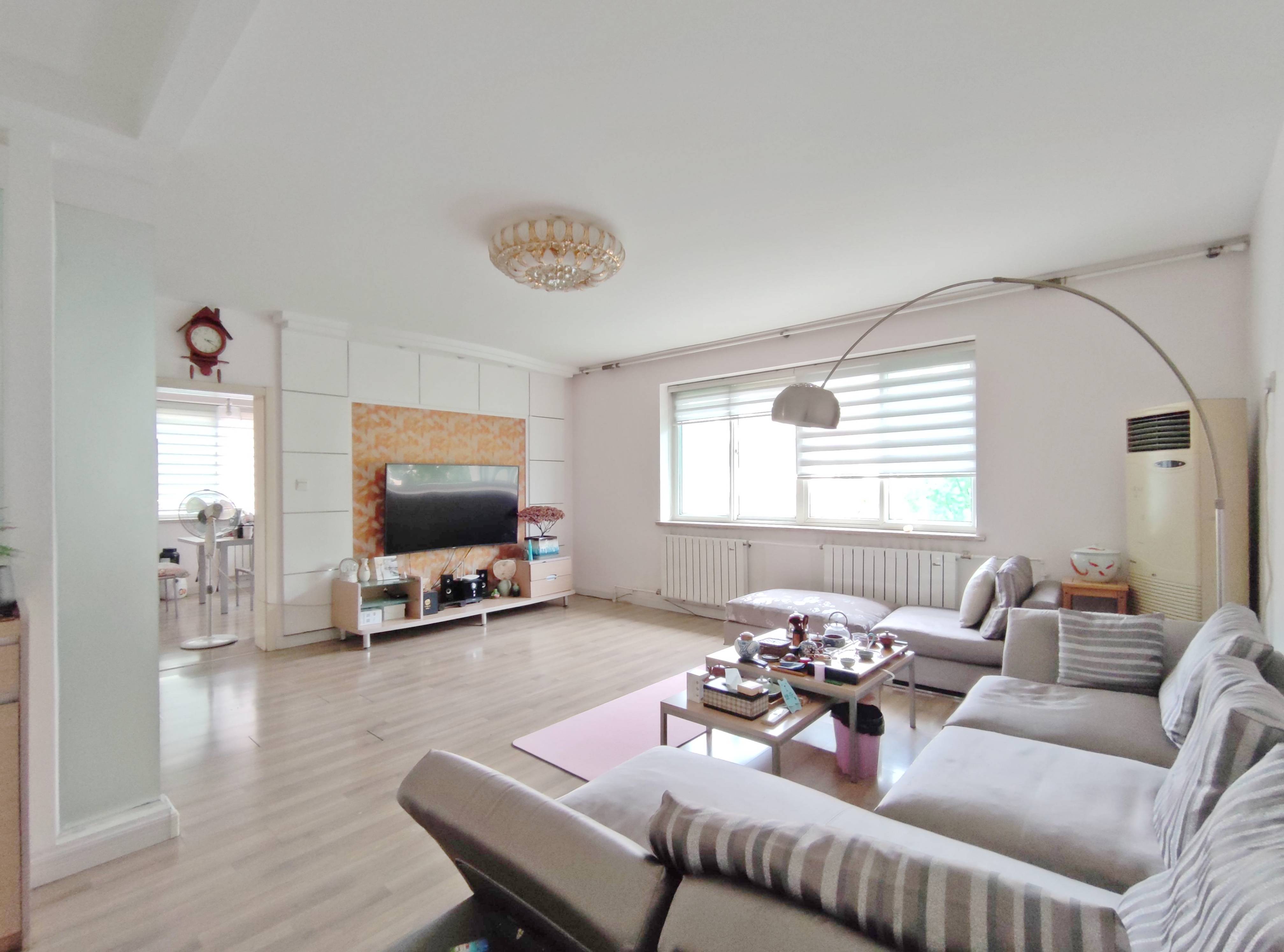 卧龙花园龙和苑