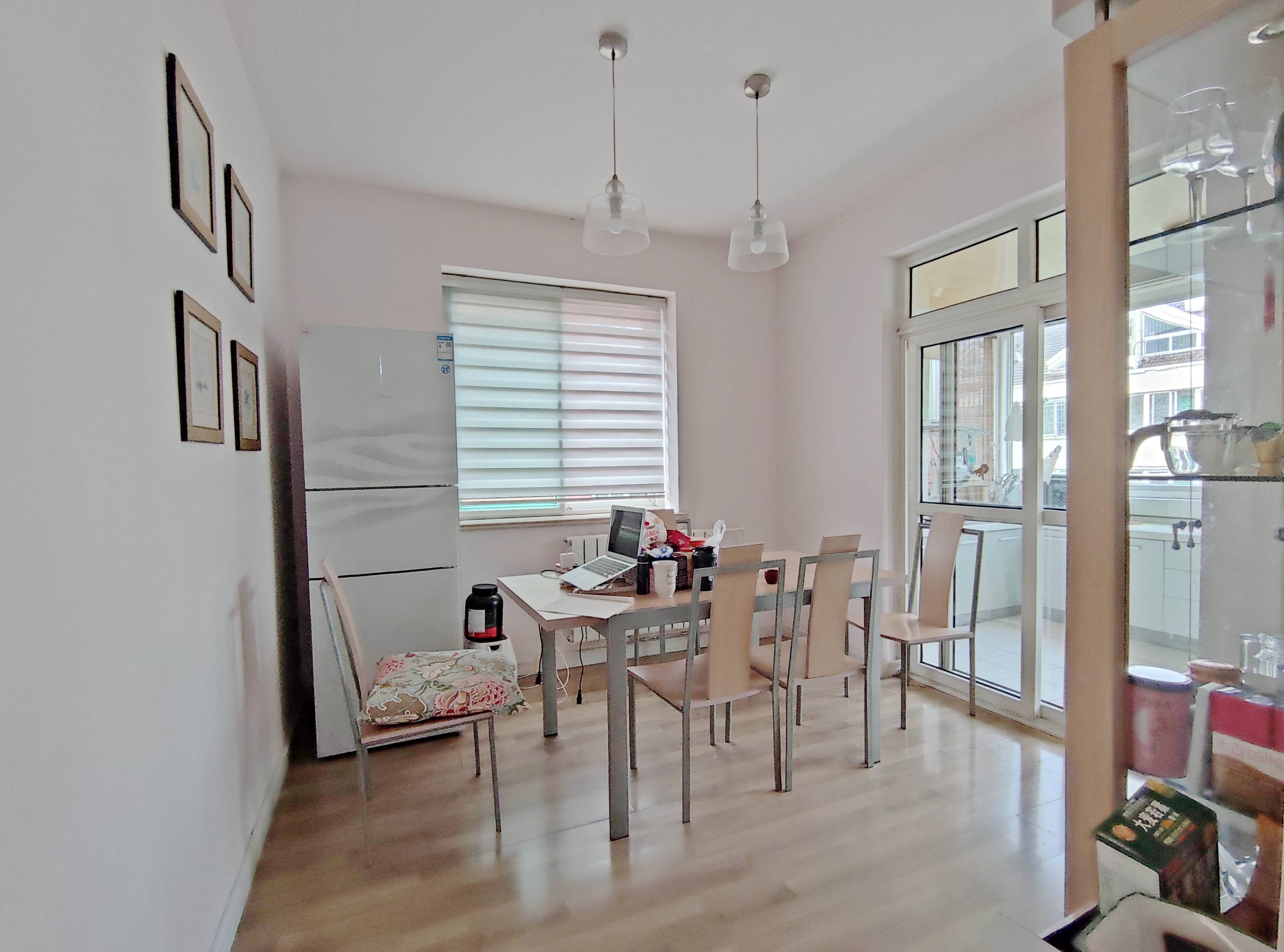 卧龙花园龙和苑