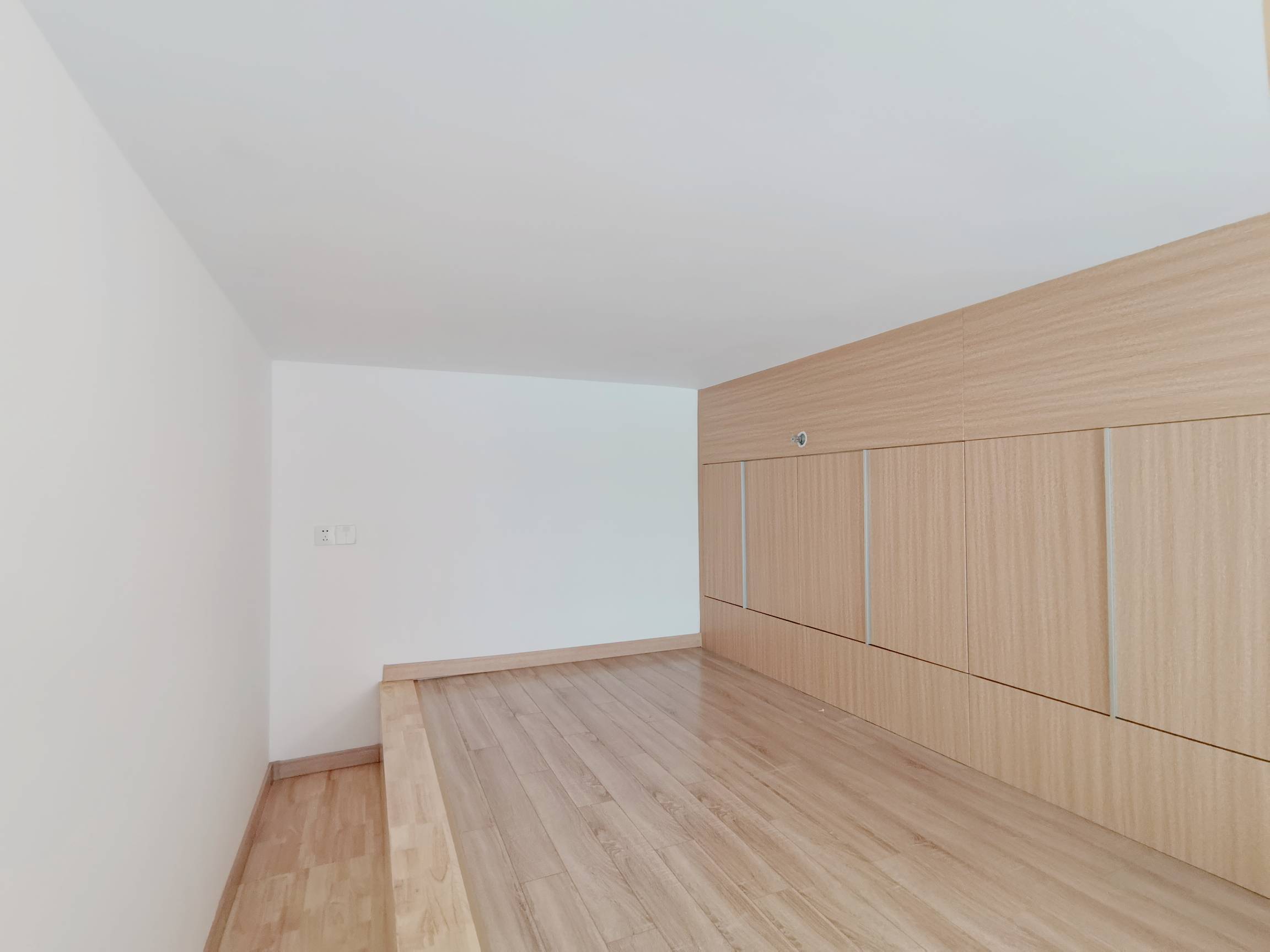 万科大都会万公馆