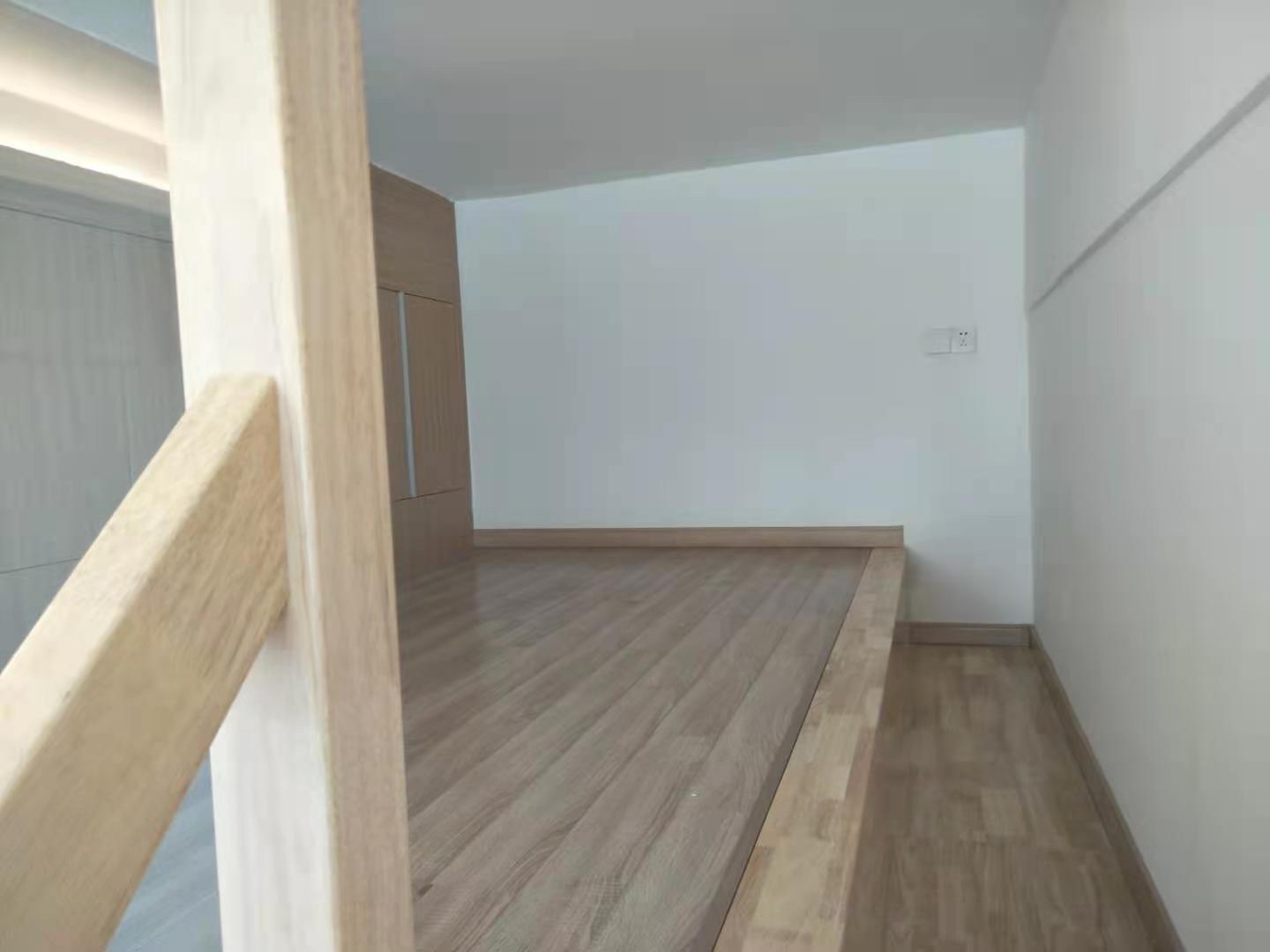 万科大都会万公馆