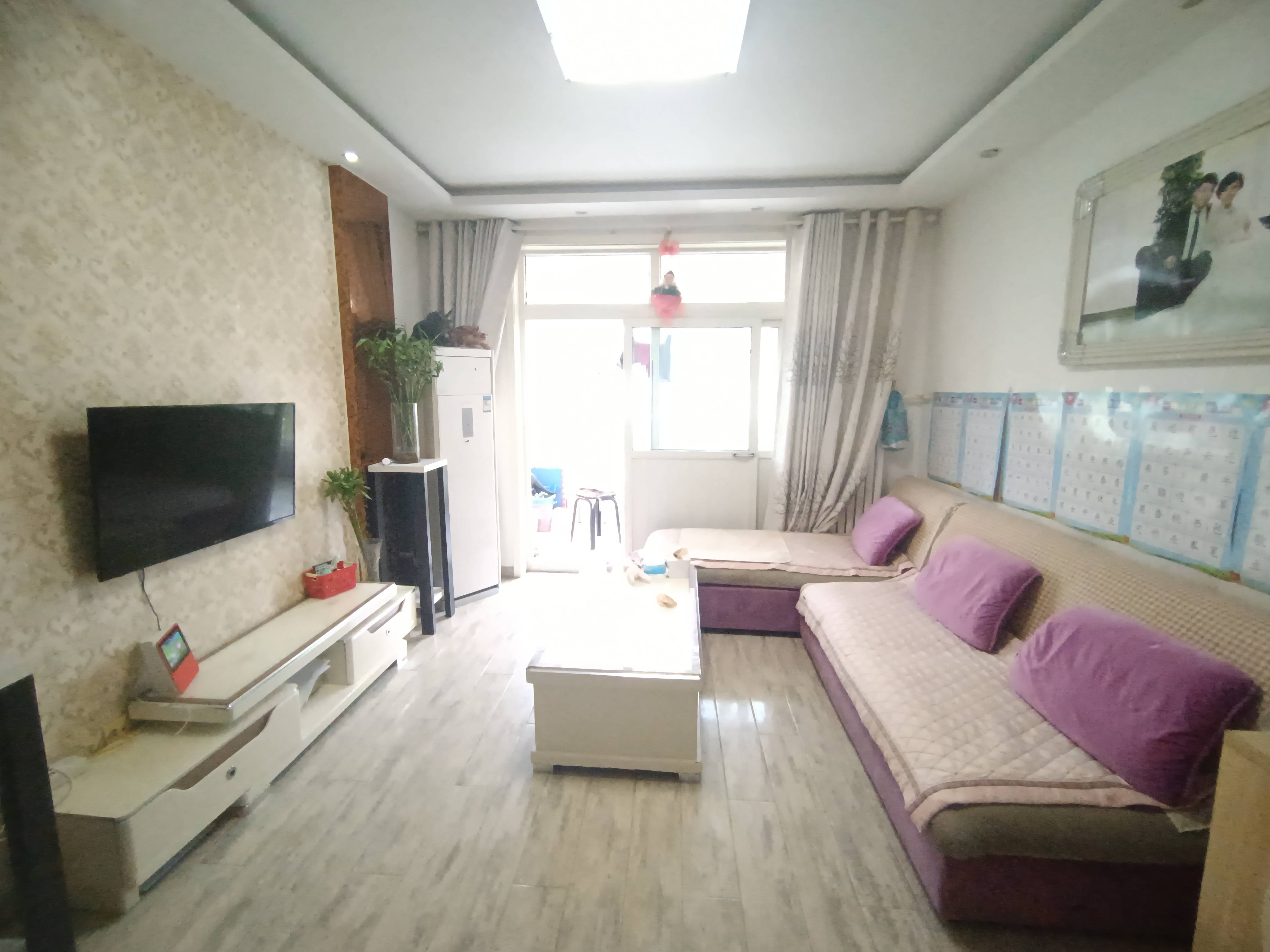  腾骐冠宸花园 南北