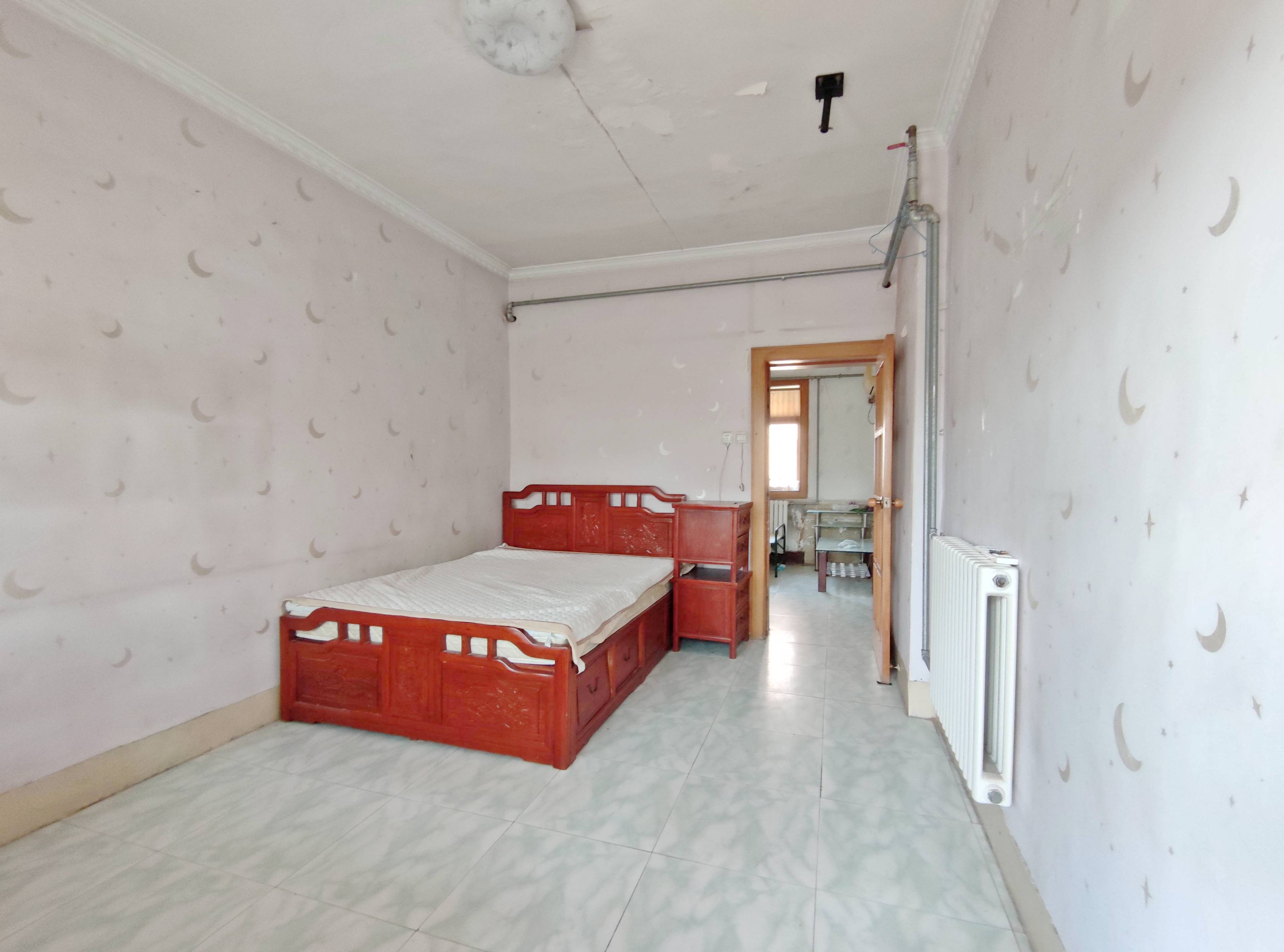 建设路重汽宿舍