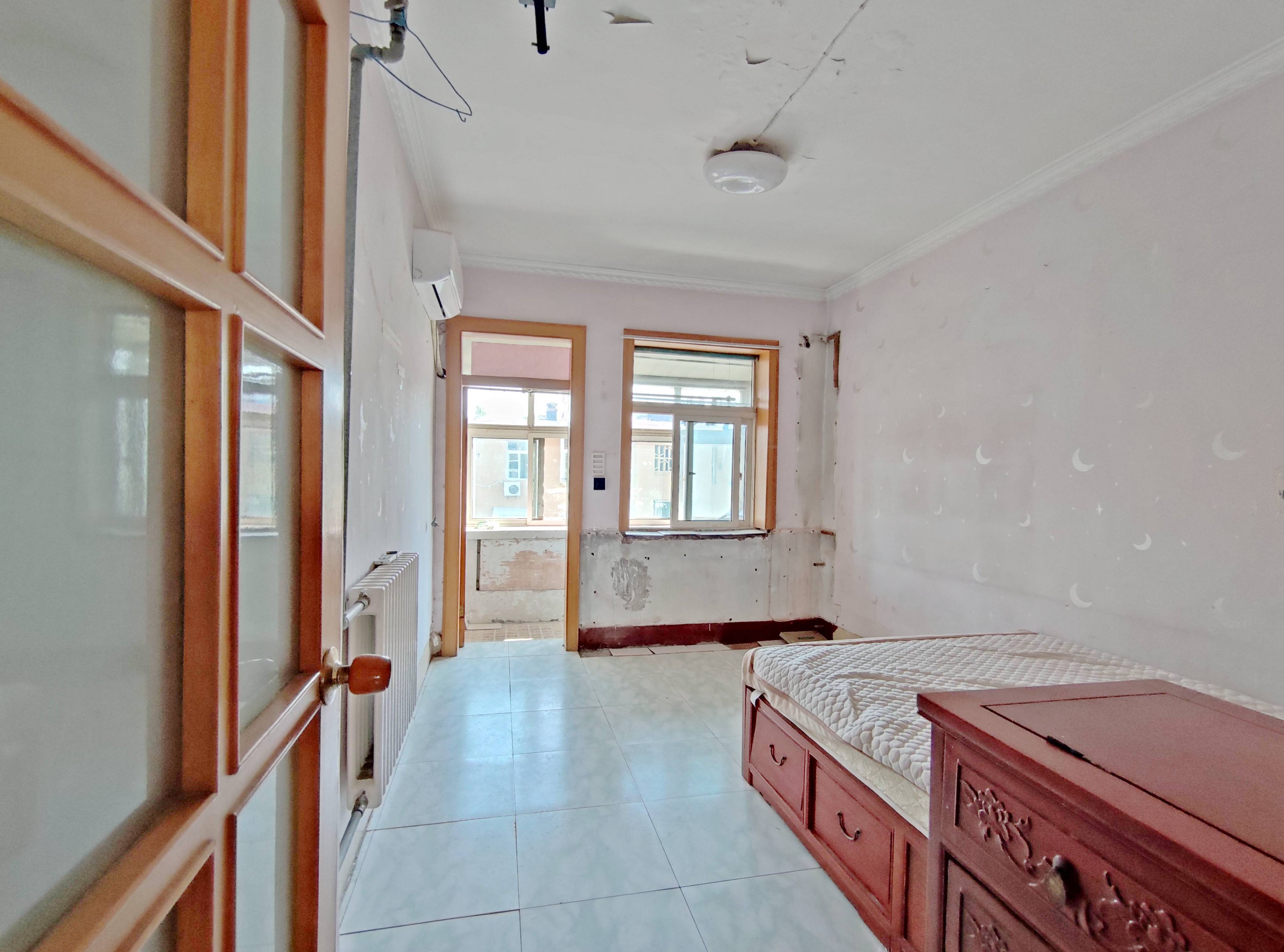 建设路重汽宿舍