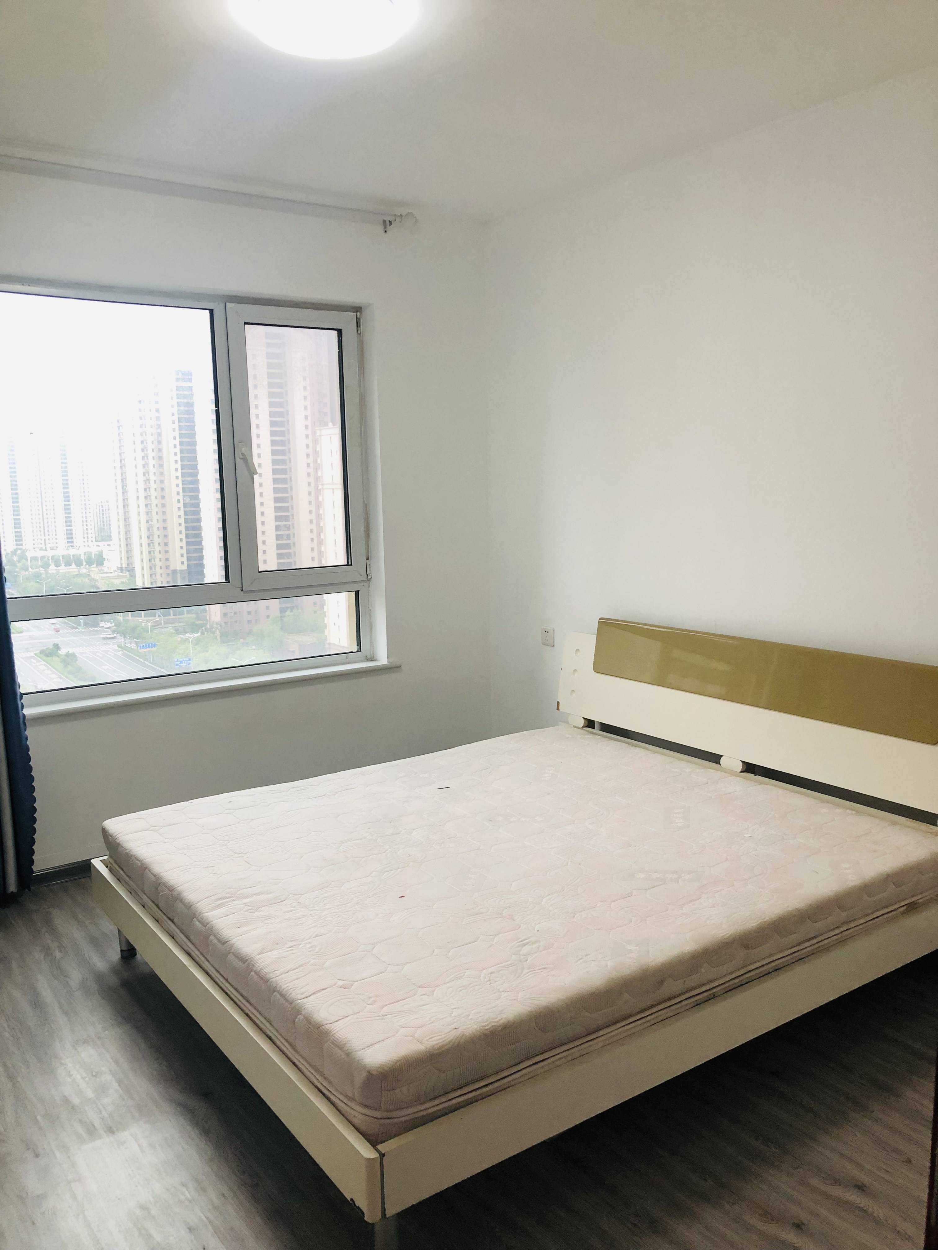 绿地新里香榭丽公馆