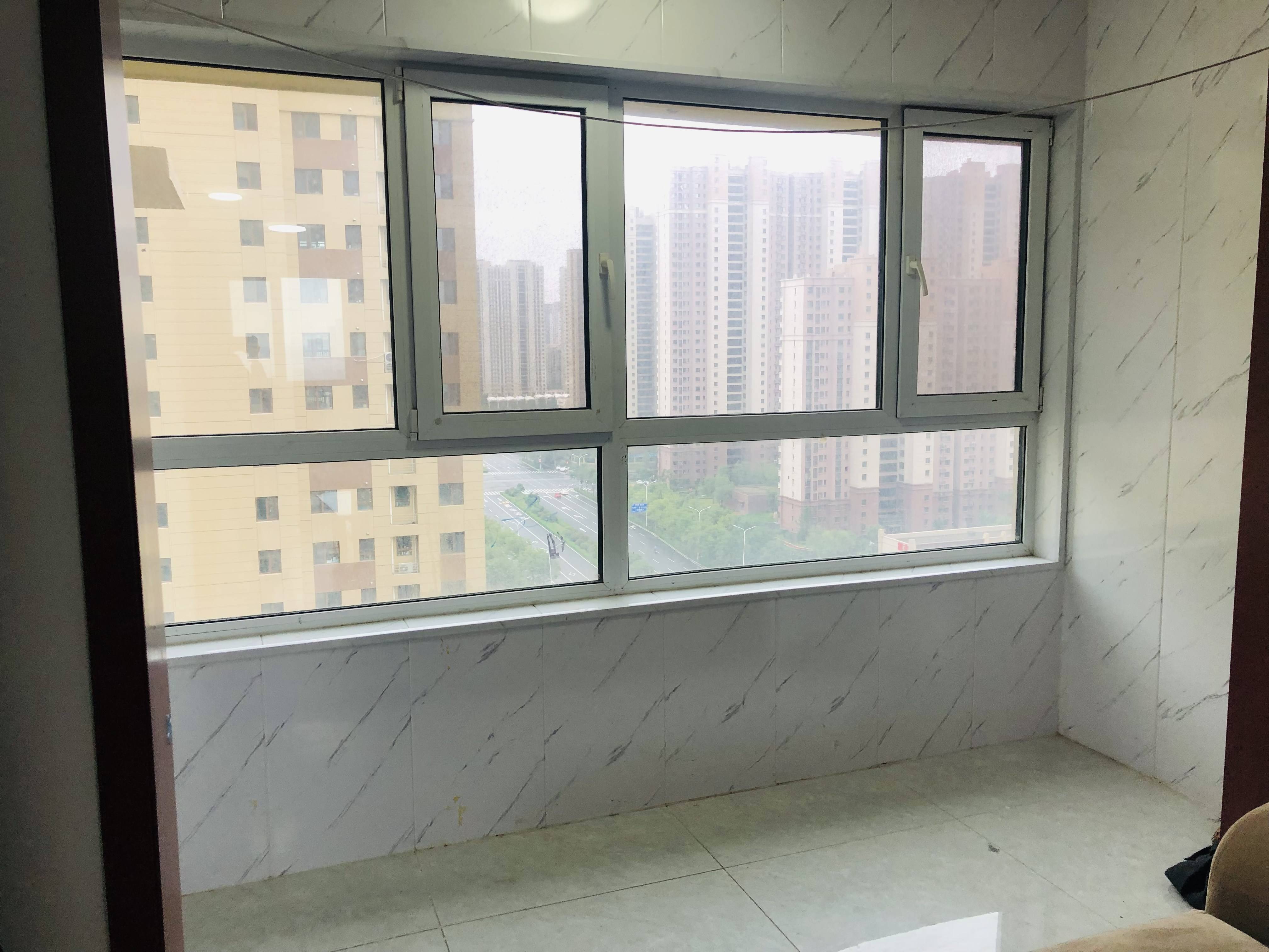 绿地新里香榭丽公馆