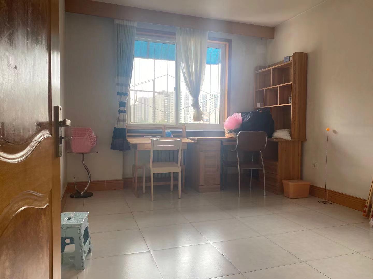 荣泰小区
