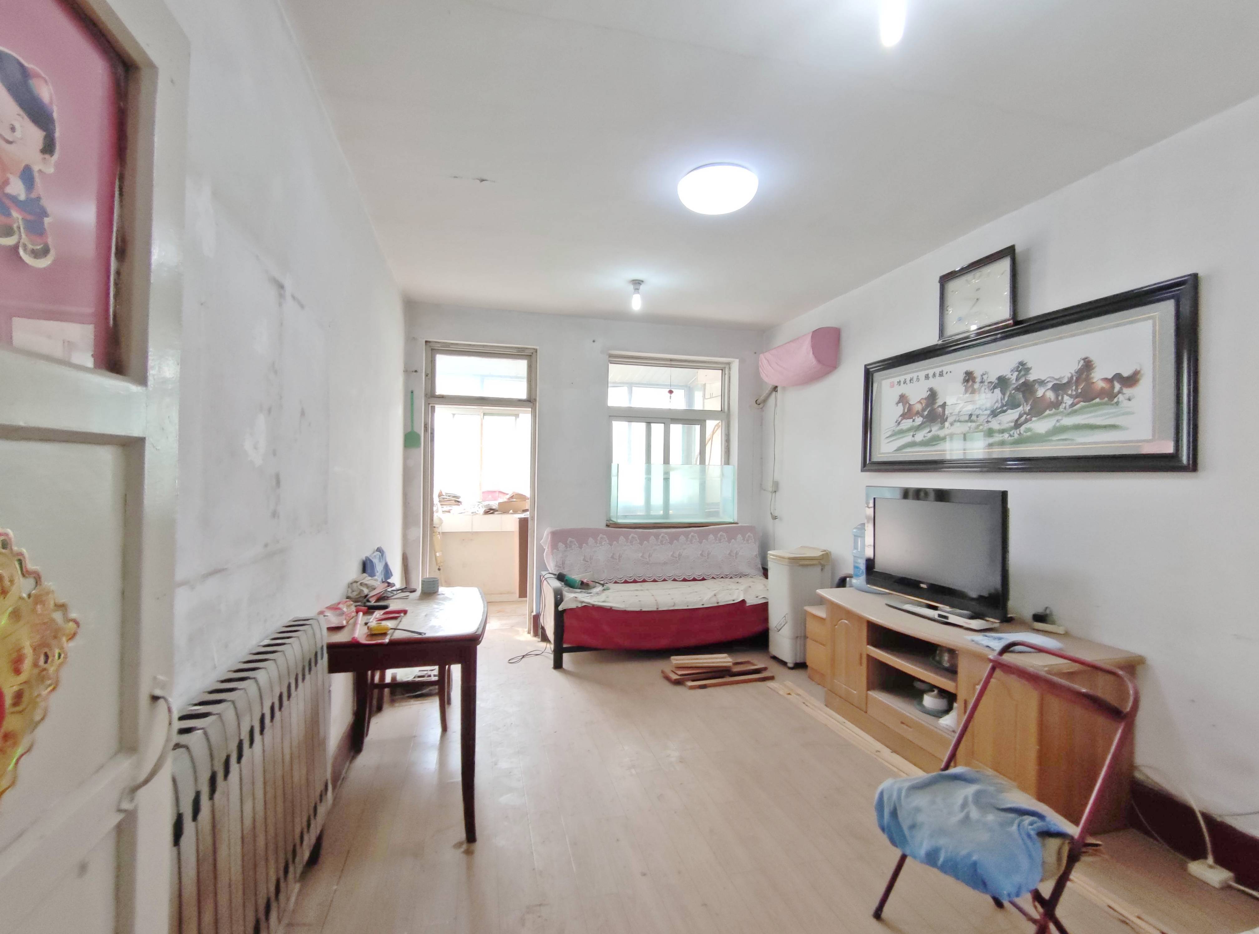 北小辛庄东街112号