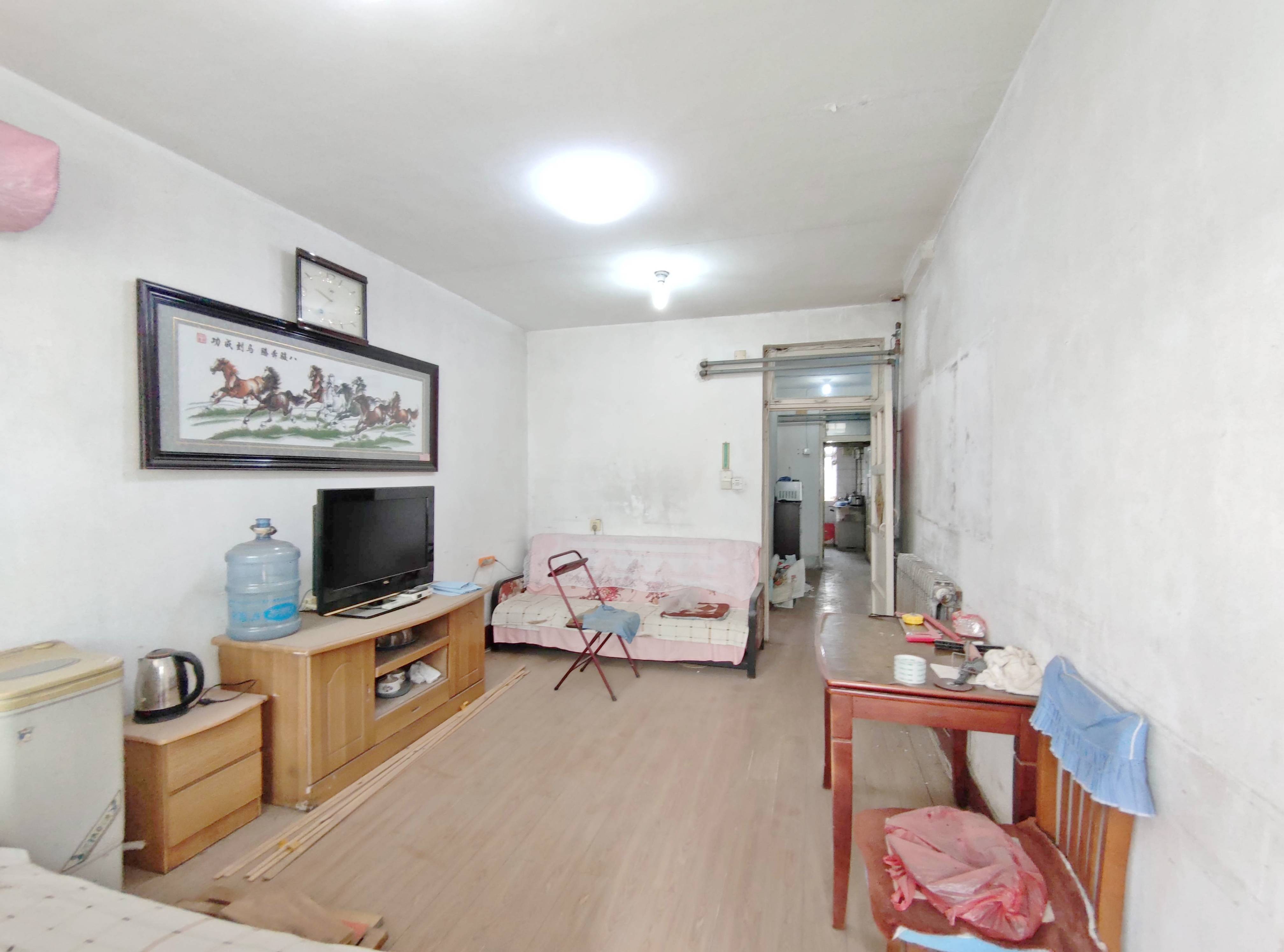 北小辛庄东街112号