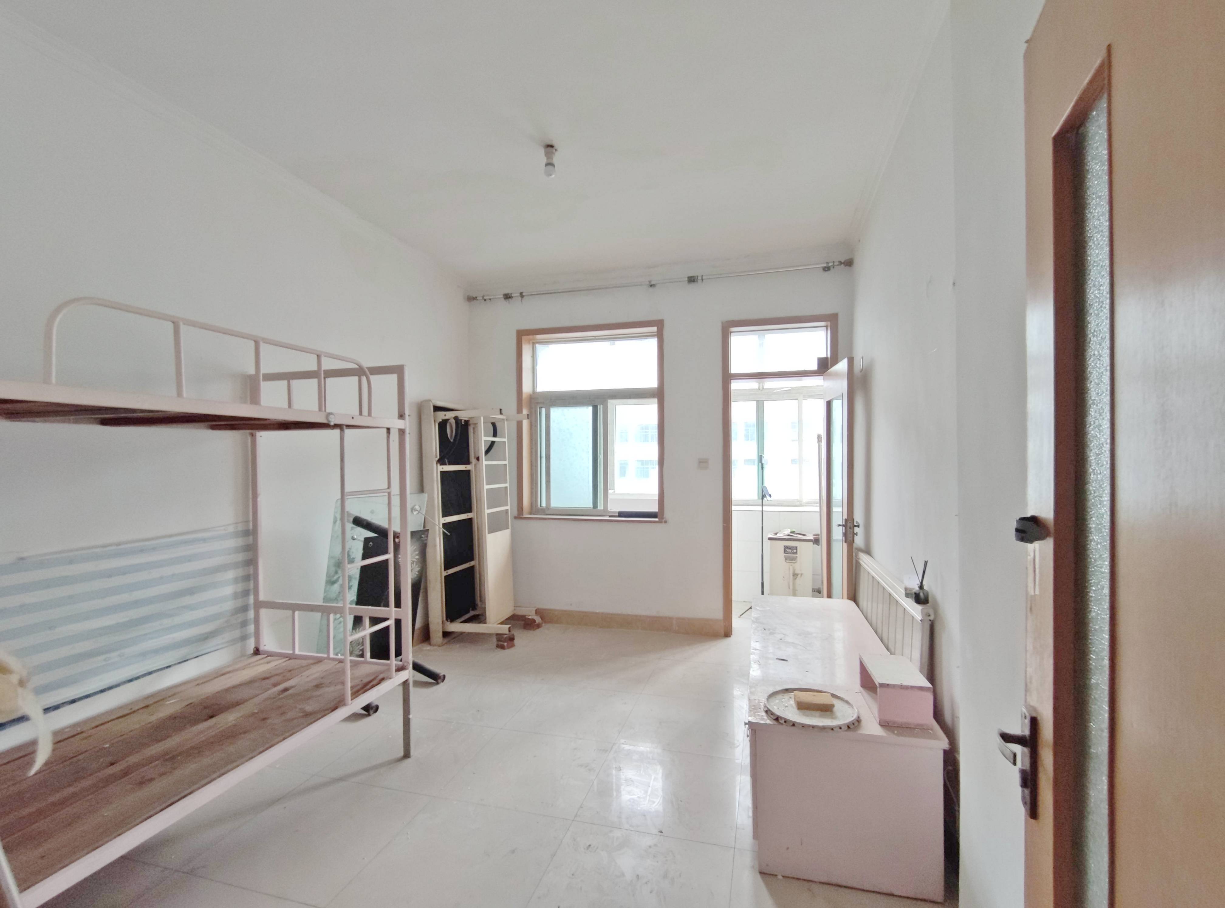 经四纬八单位宿舍